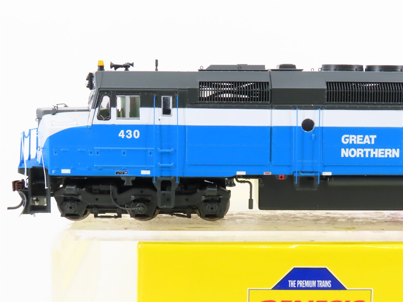 HO Scale Athearn Genesis G67606 GN Big Sky Blue F45 Diesel #430 w/ DCC & Sound