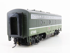 HO Scale Stewart 5913 NP Northern Pacific F9B Diesel Loco #6708B UNPOWERED