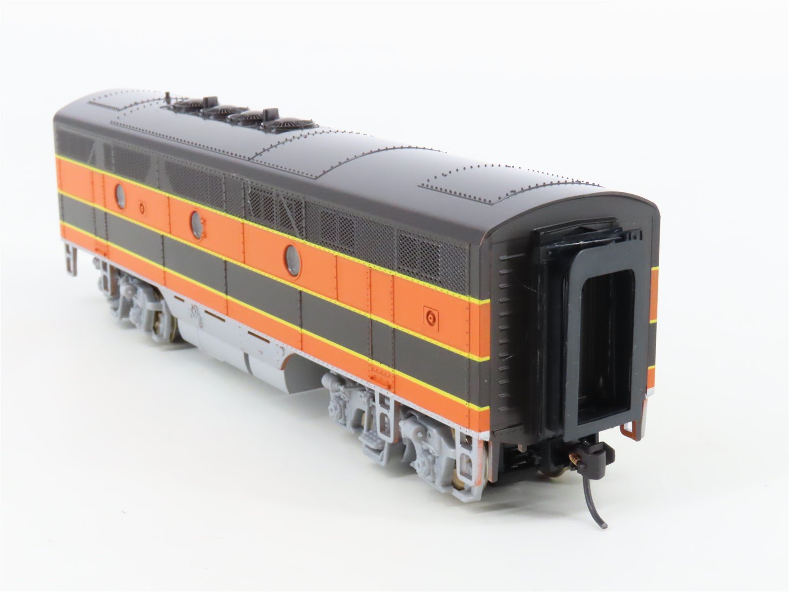 HO Scale Stewart GN Great Northern F3B Diesel Locomotive UNPOWERED
