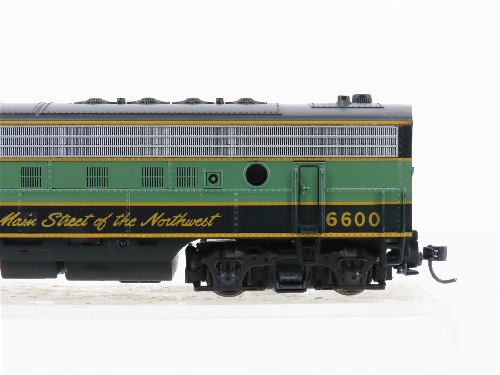 HO Scale Atlas NP Northern Pacific FP7A Diesel Locomotive #5600