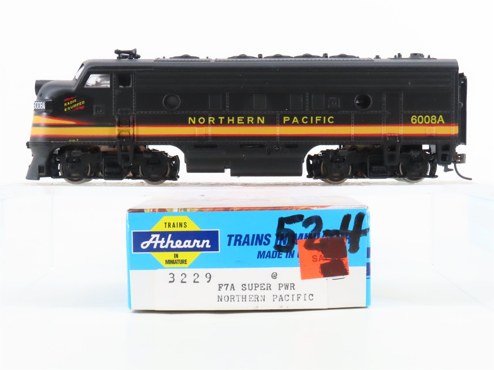 HO Scale Athearn 3229 NP Northern Pacific F7A Diesel Locomotive #5006A