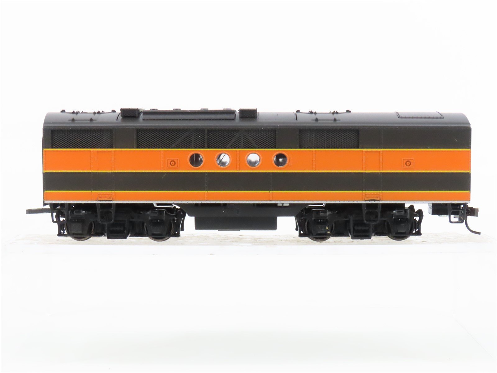 HO Scale Stewart GN Great Northern FTB Diesel Locomotive UNPOWERED