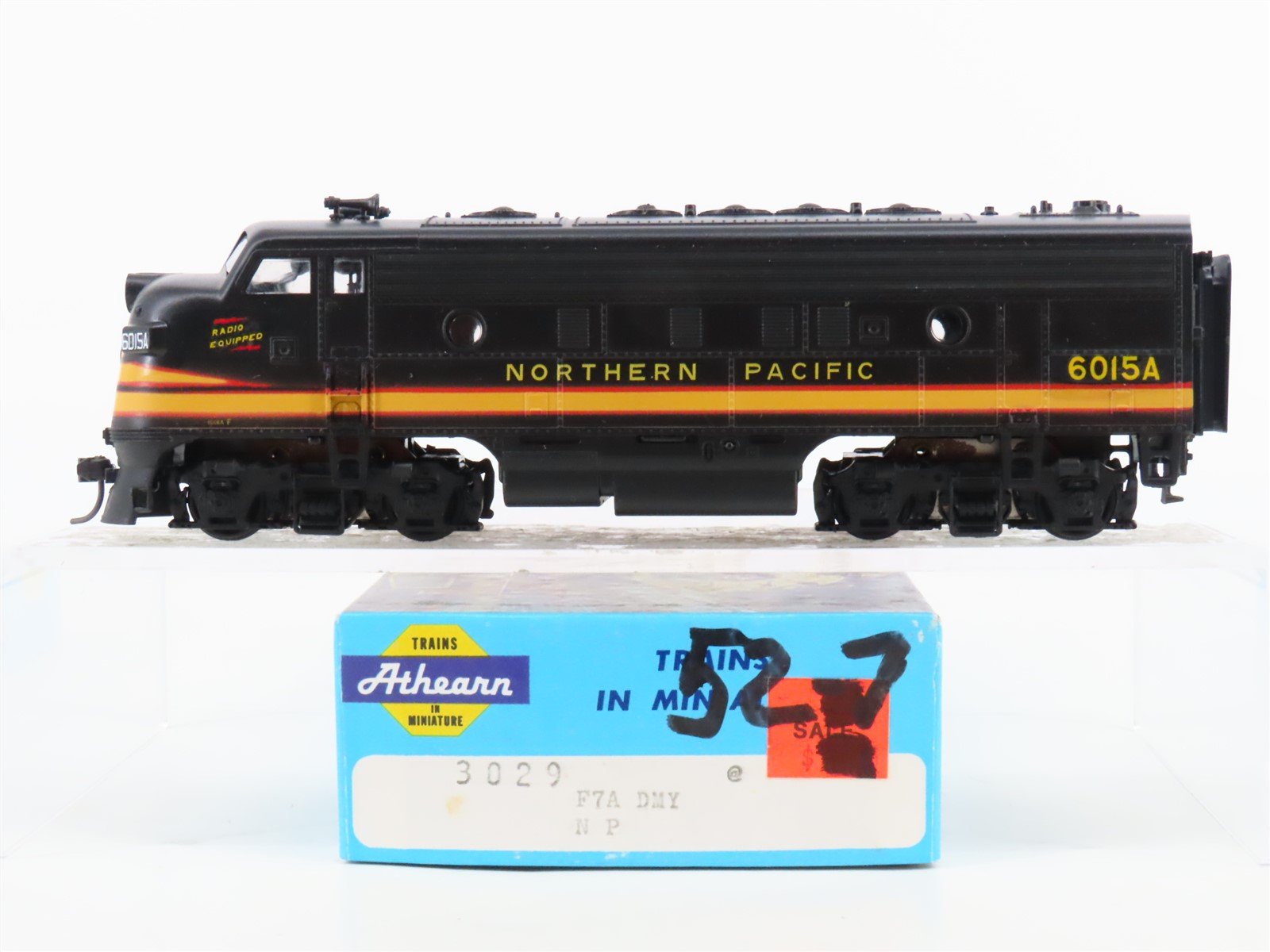HO Athearn 3029 NP Northern Pacific F7A Diesel #6015A UNPOWERED/Customized