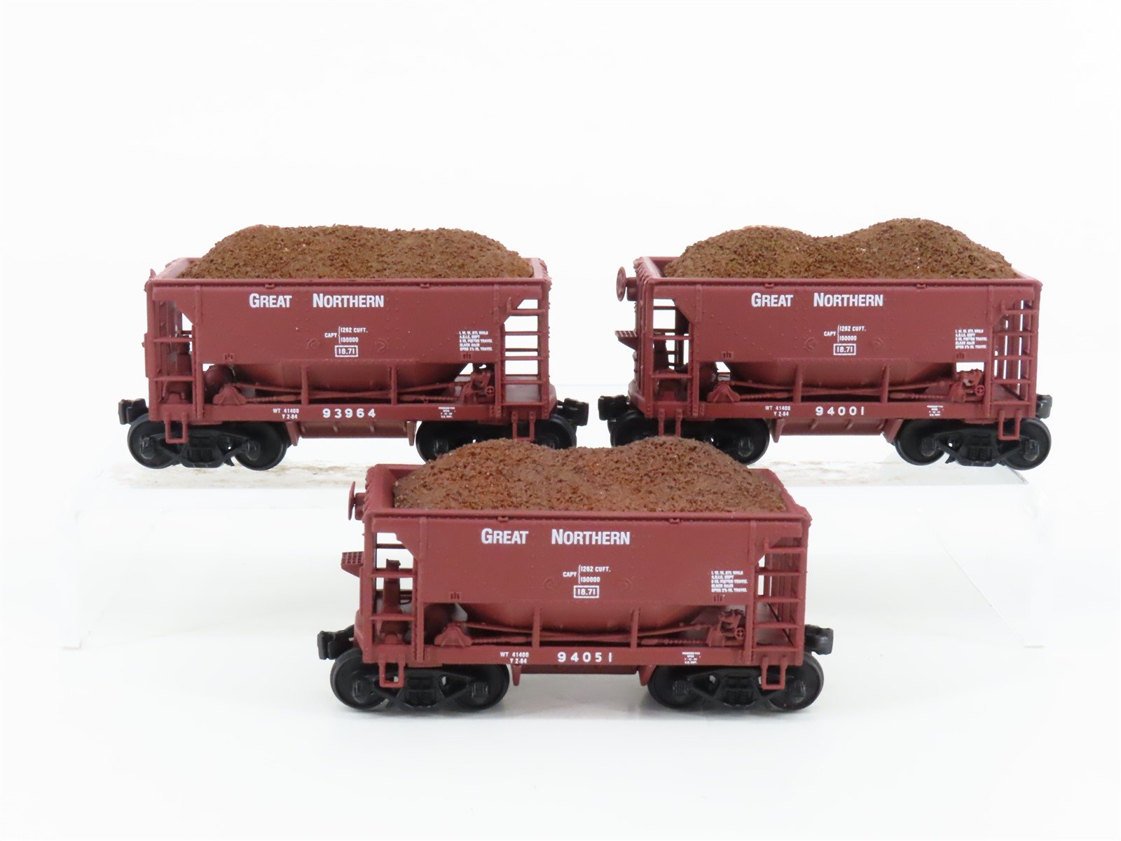 HO Scale Walthers 932-4452 GN Great Northern Railway Ore Cars w/ Loads Set of 3