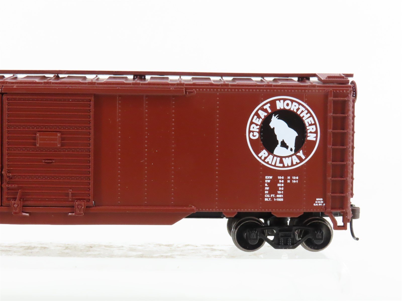 HO Scale Athearn 140-92459 GN Great Northern 50' Double Door Box Car #40019