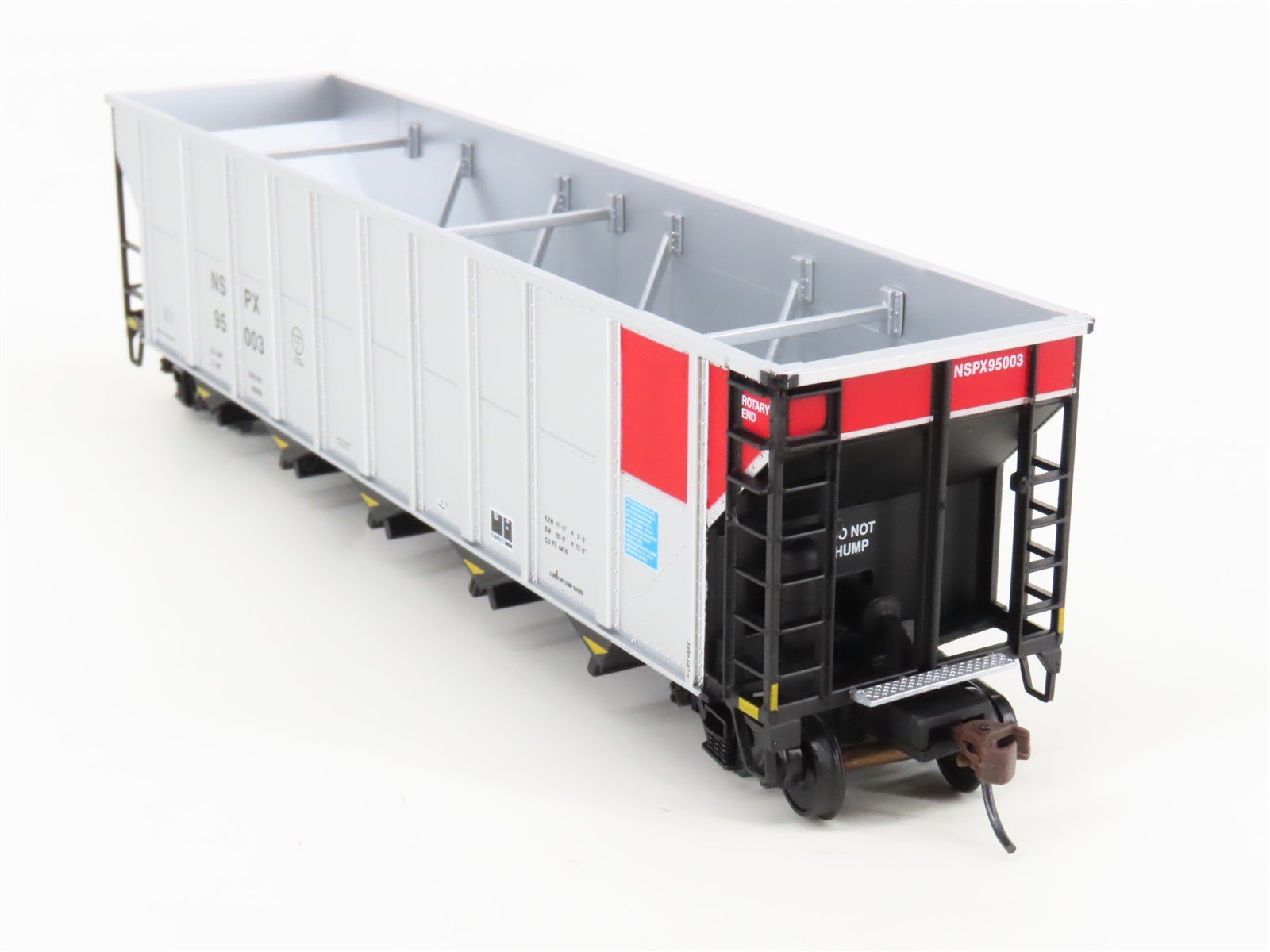 HO Scale Walthers 932-7805 NSPX Northern States Power 5-Bay Coal Hopper #95003