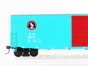 HO Scale E&C Shops 0213-2 GN Great Northern 50' Single Door Box Car #39811
