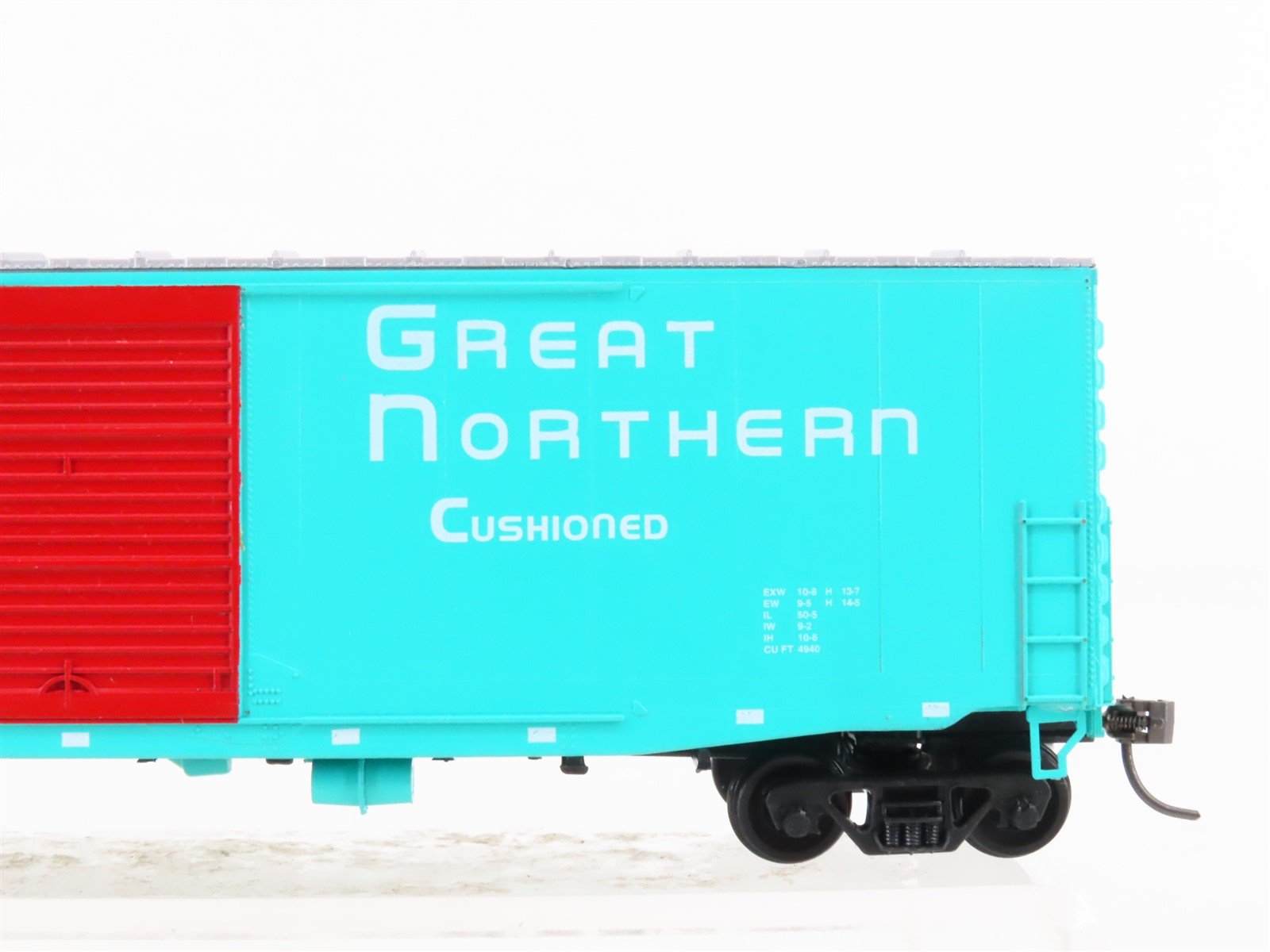HO Scale E&C Shops 0213-2 GN Great Northern 50' Single Door Box Car #39811