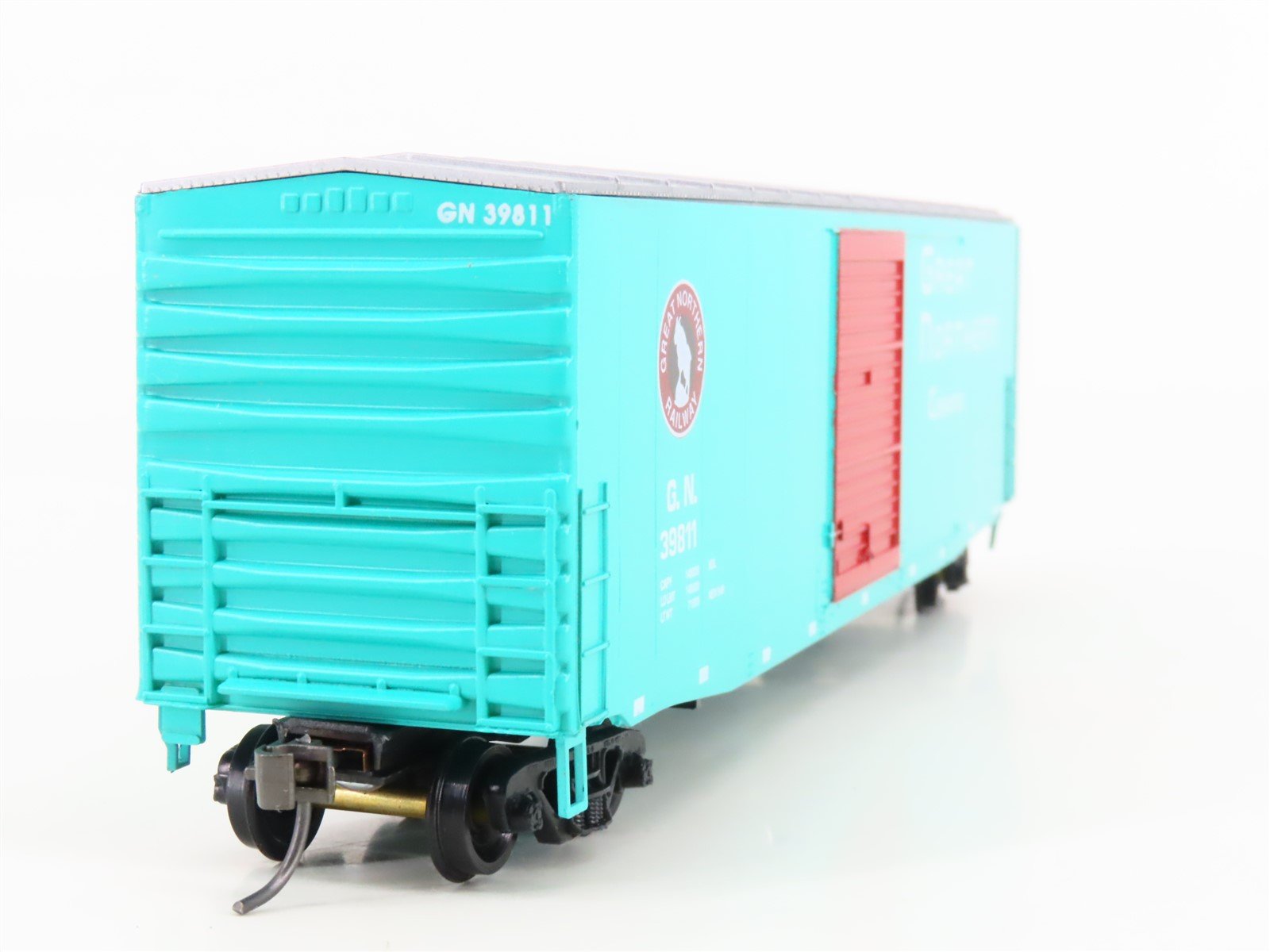 HO Scale E&C Shops 0213-2 GN Great Northern 50' Single Door Box Car #39811