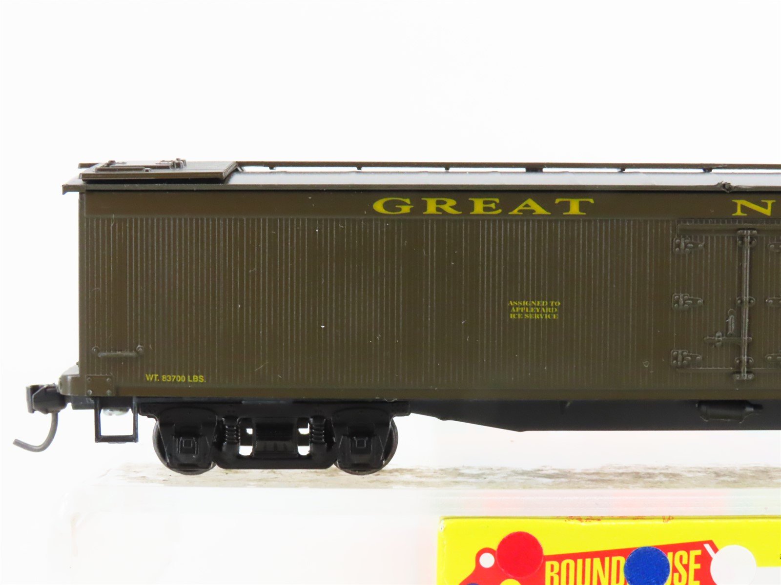 HO Scale Roundhouse 07902 GN Great Northern 50' Express Reefer #X874