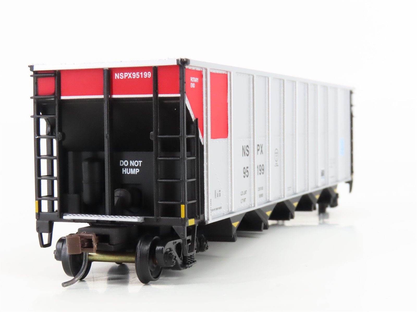 HO Scale Walthers 932-7813 NSPX Northern States Power 5-Bay Coal Hopper #95199