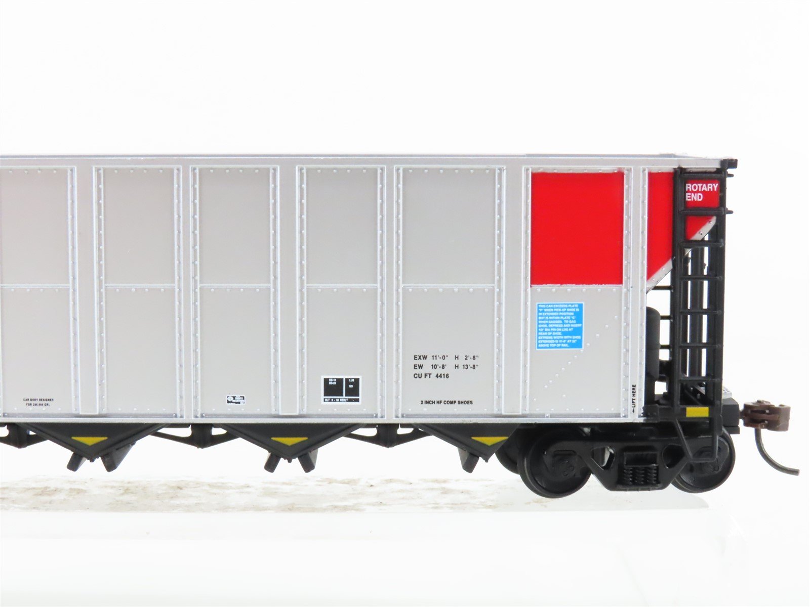 HO Scale Walthers 932-7813 NSPX Northern States Power 5-Bay Coal Hopper #95048