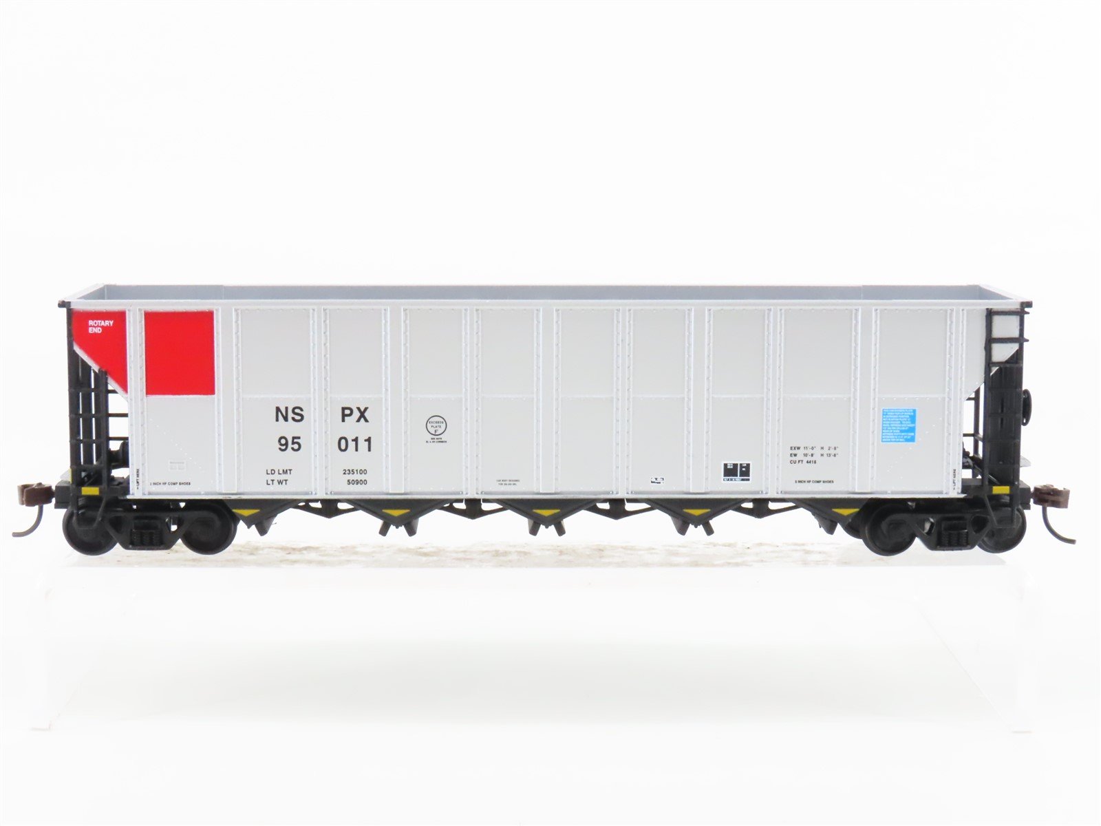 HO Scale Walthers 932-7813 NSPX Northern States Power 5-Bay Coal Hopper #95011