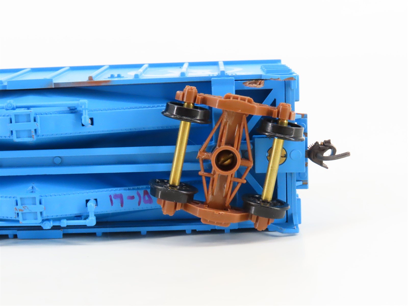 HO Scale Walthers 932-3669 GN Big Sky Blue 50' 2-Bay Airslide Hopper #71664