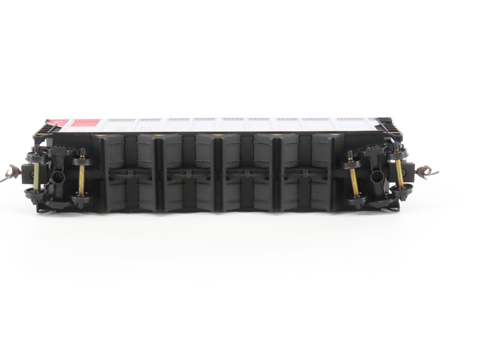 HO Scale Walthers 932-7805 NSPX Northern States Power 5-Bay Coal Hopper #95205
