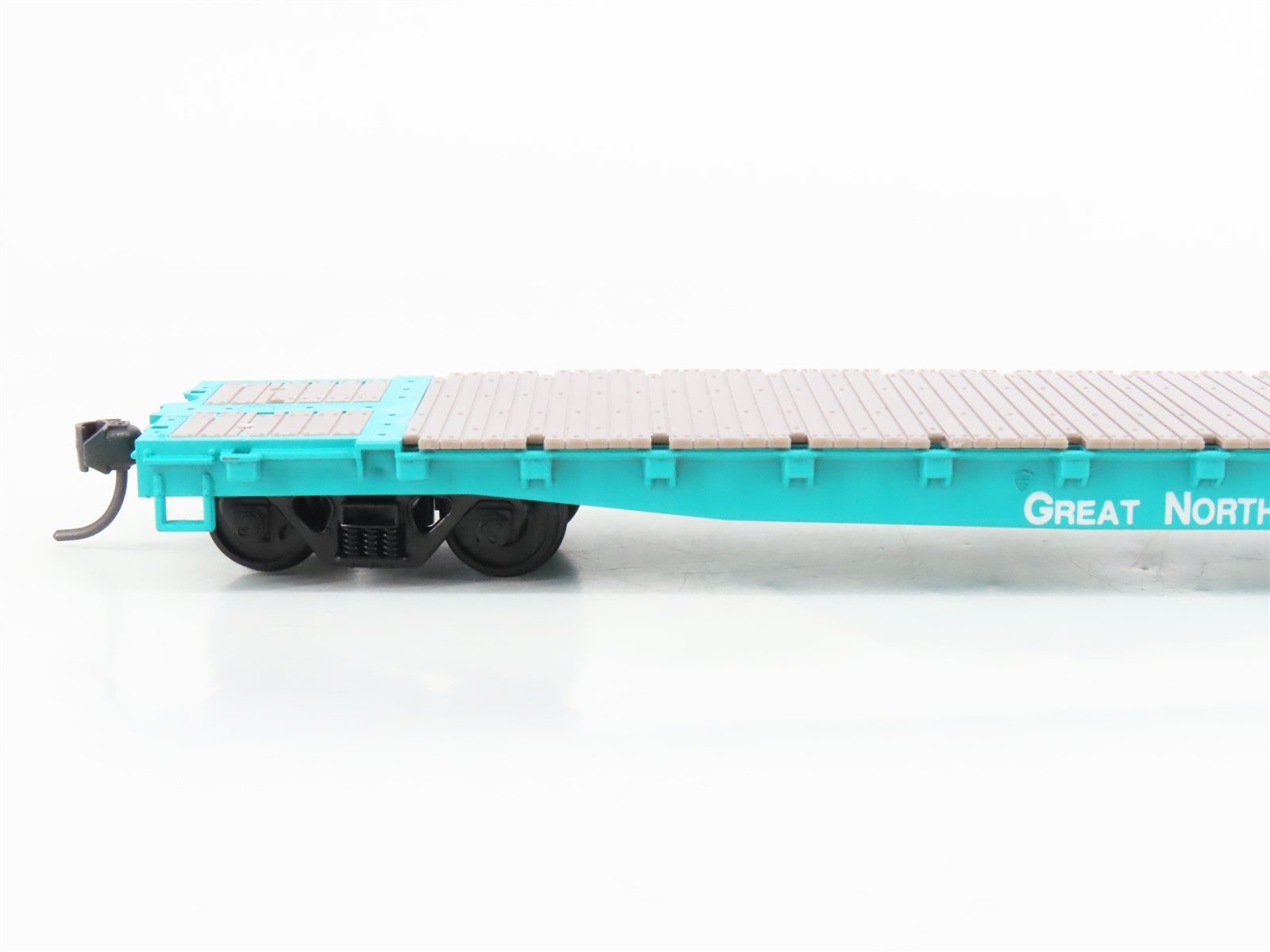 HO Scale Walthers 932-3758 GN Great Northern Bulkhead Flat Car #60409 BUILT