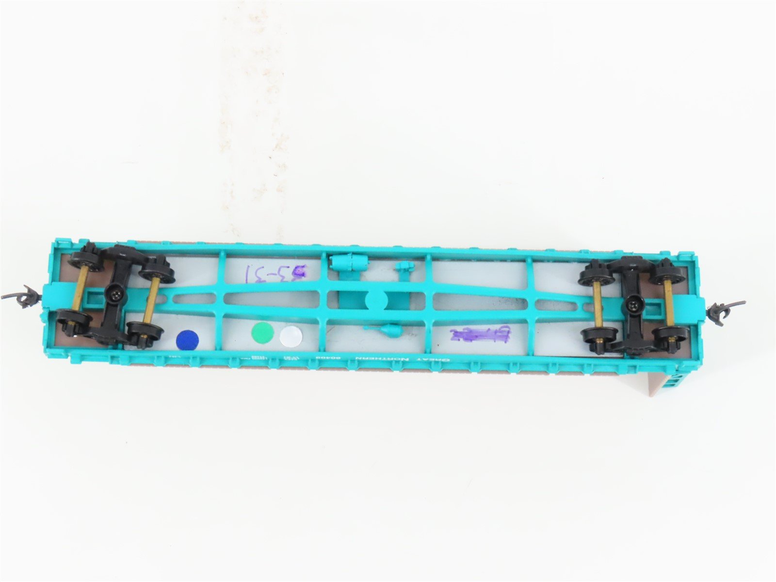HO Scale Walthers 932-3758 GN Great Northern Bulkhead Flat Car #60409 BUILT
