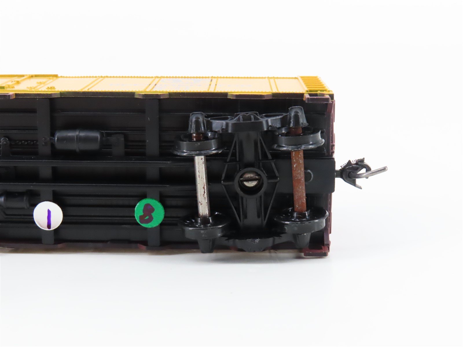 HO Scale Train Miniature 2507 WFEX GN Western Fruit Express 40' Reefer #68722