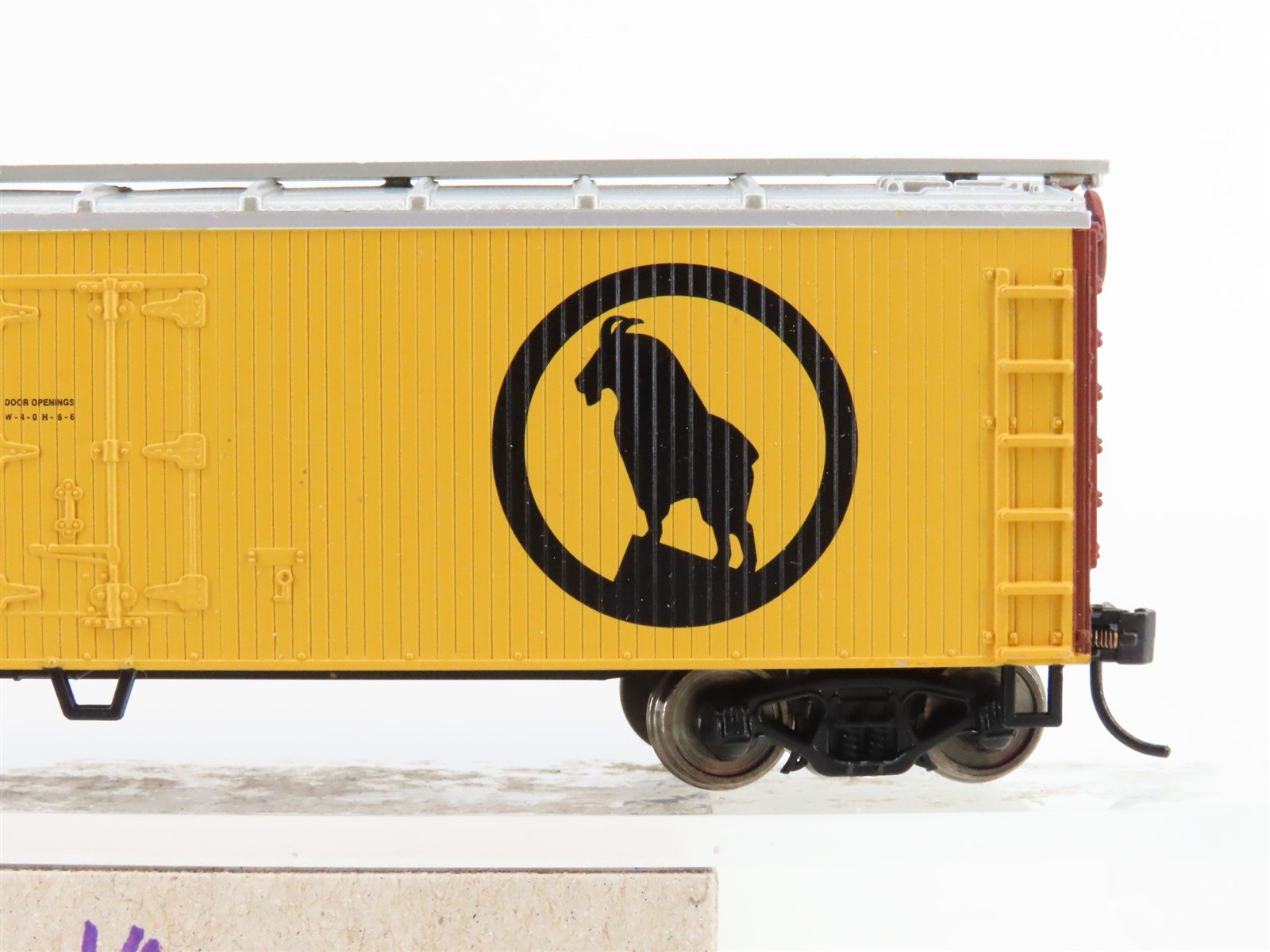 HO Scale Walthers 910-3602 WFEX Great Northern Railway 40' Reefer #66422
