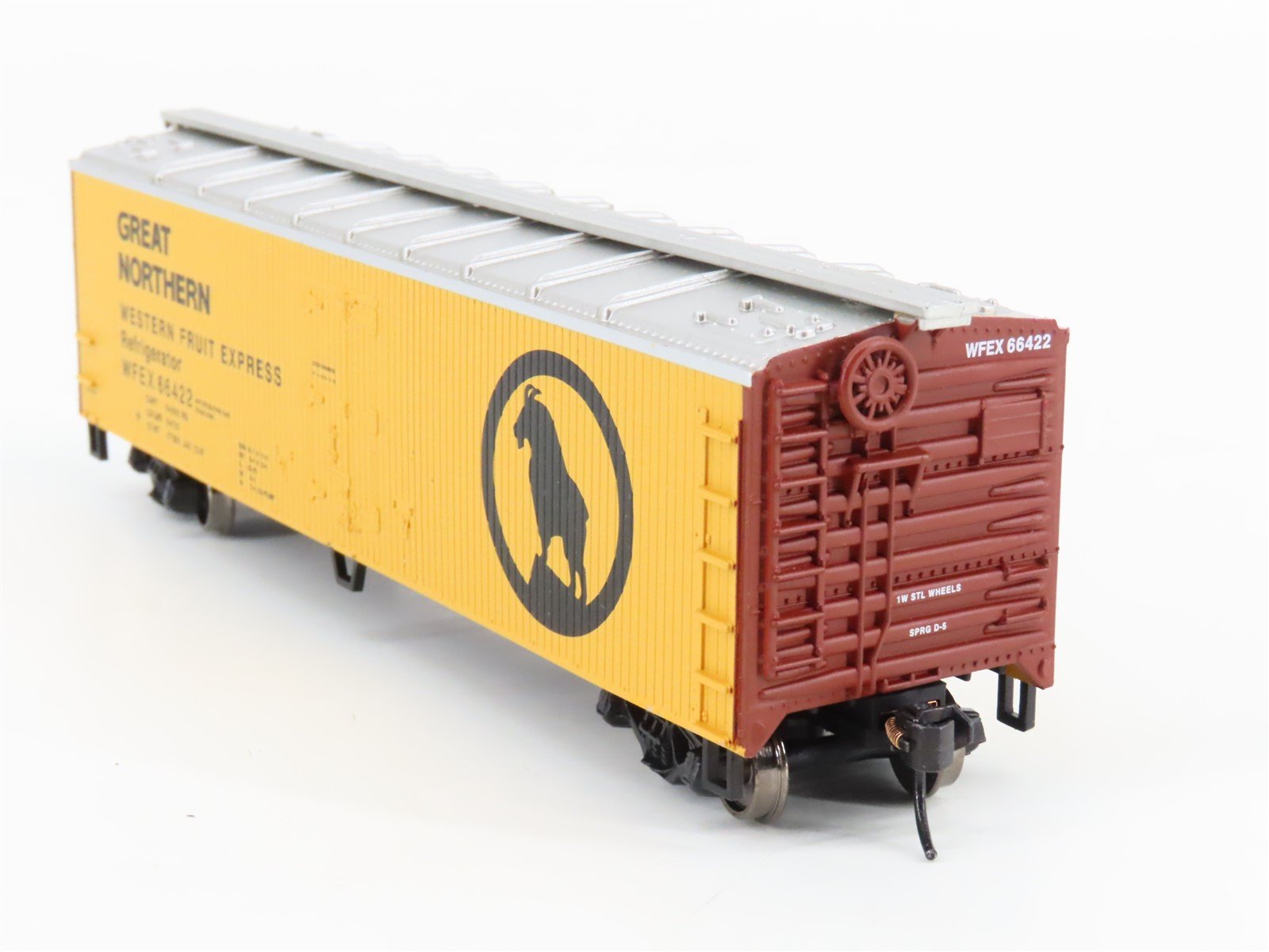 HO Scale Walthers 910-3602 WFEX Great Northern Railway 40' Reefer #66422