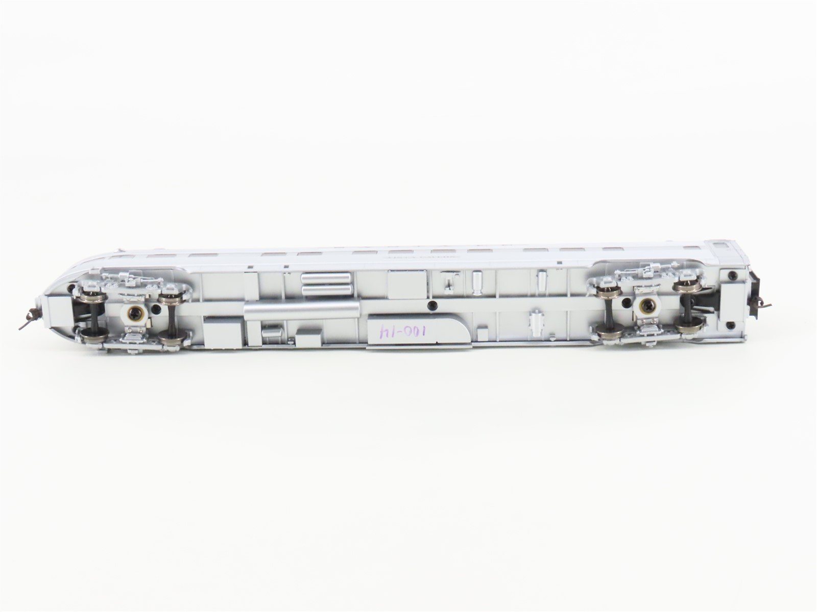 HO Scale Walthers 932-9008 ATSF Santa Fe Obs-Lounge Passenger Car 