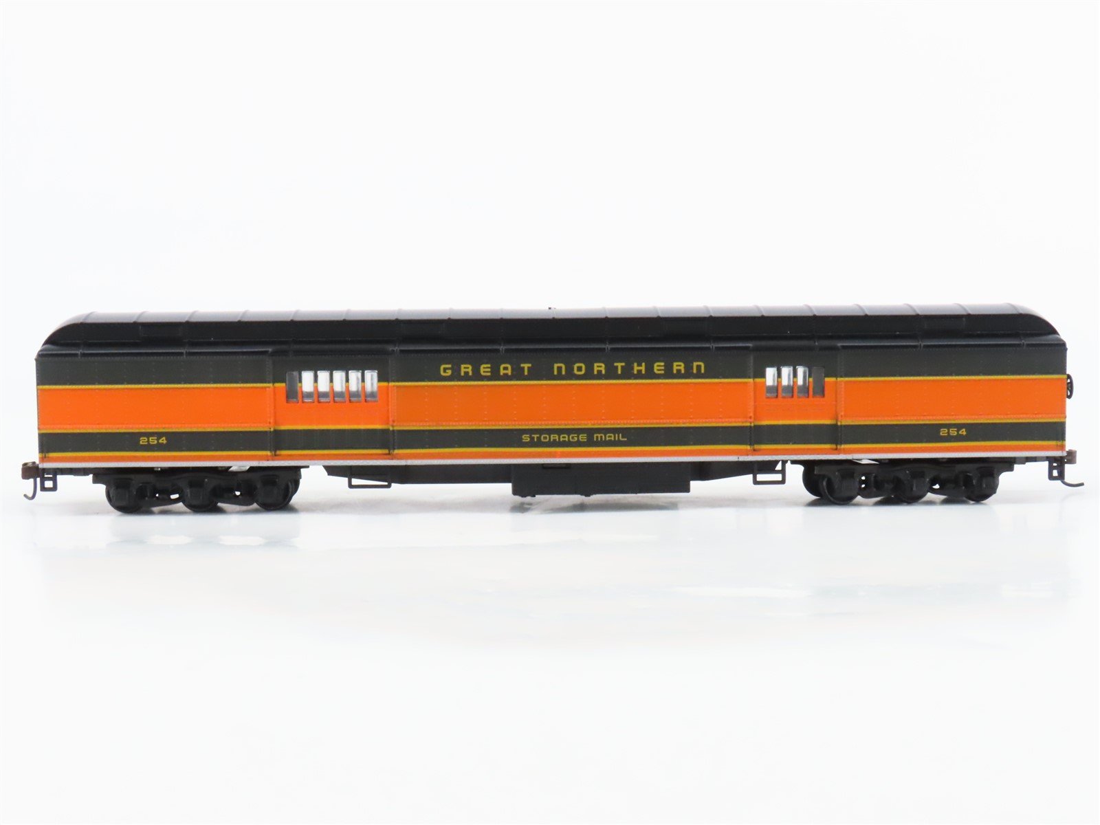 HO Scale Athearn GN great Northern Baggage Passenger Car "Storage Mail"