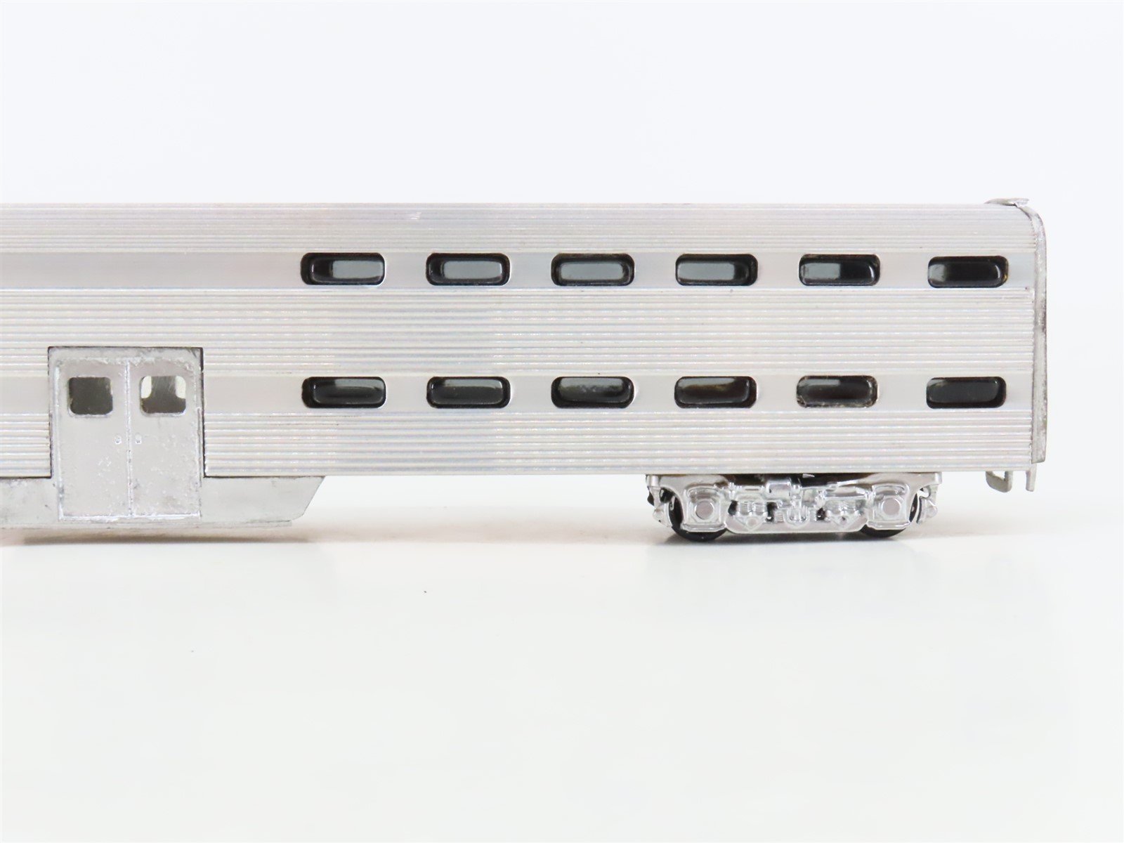 HO Scale HR PC-704 Unlettered Double Deck Commuter Passenger Car BUILT UP KIT