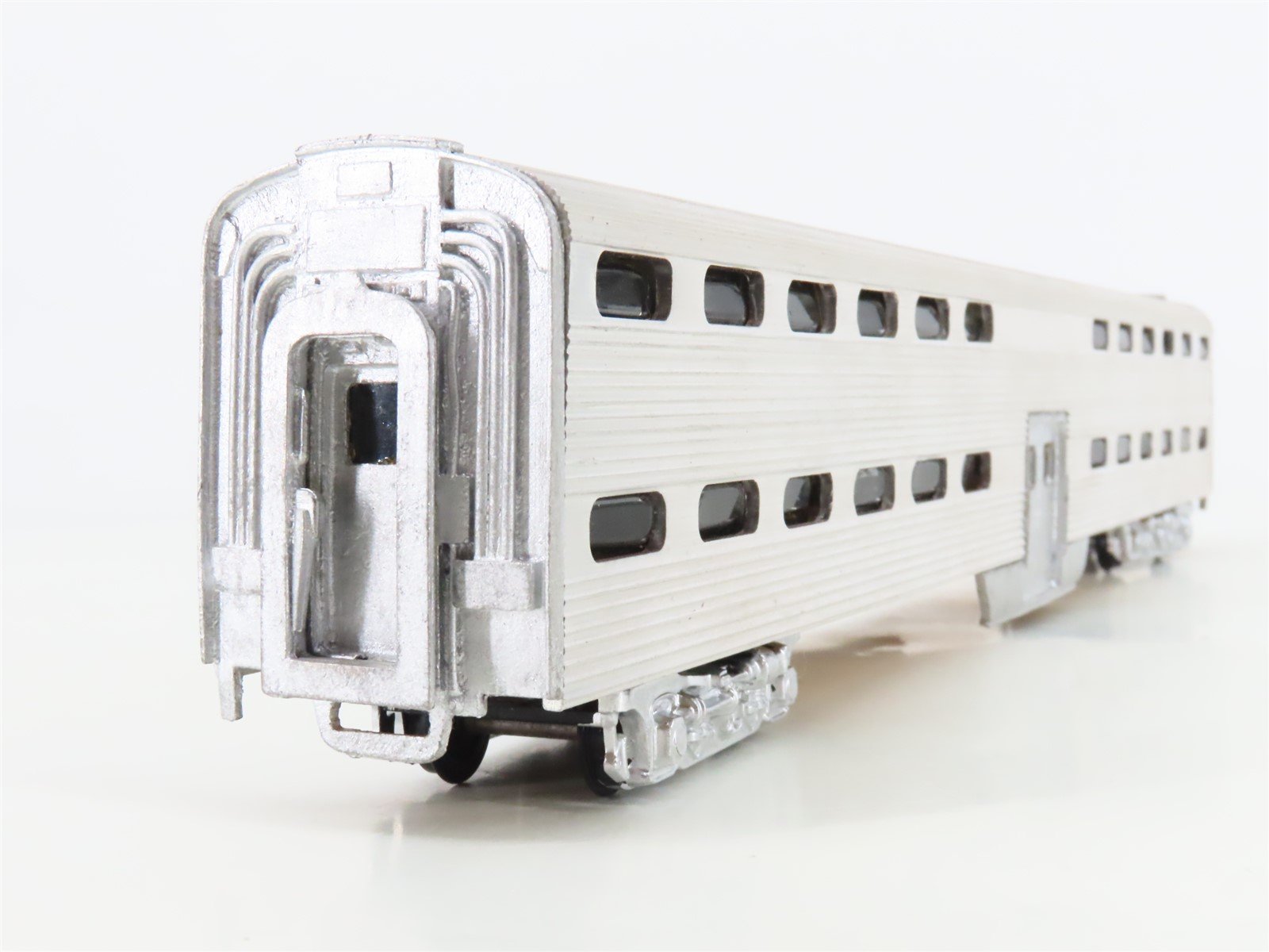 HO Scale HR PC-704 Unlettered Double Deck Commuter Passenger Car BUILT UP KIT