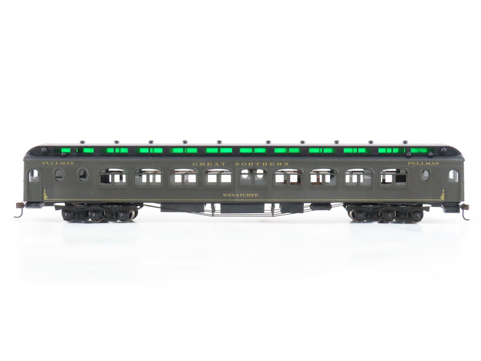 HO Scale Roundhouse GN Great Northern Sleeper Passenger Car 