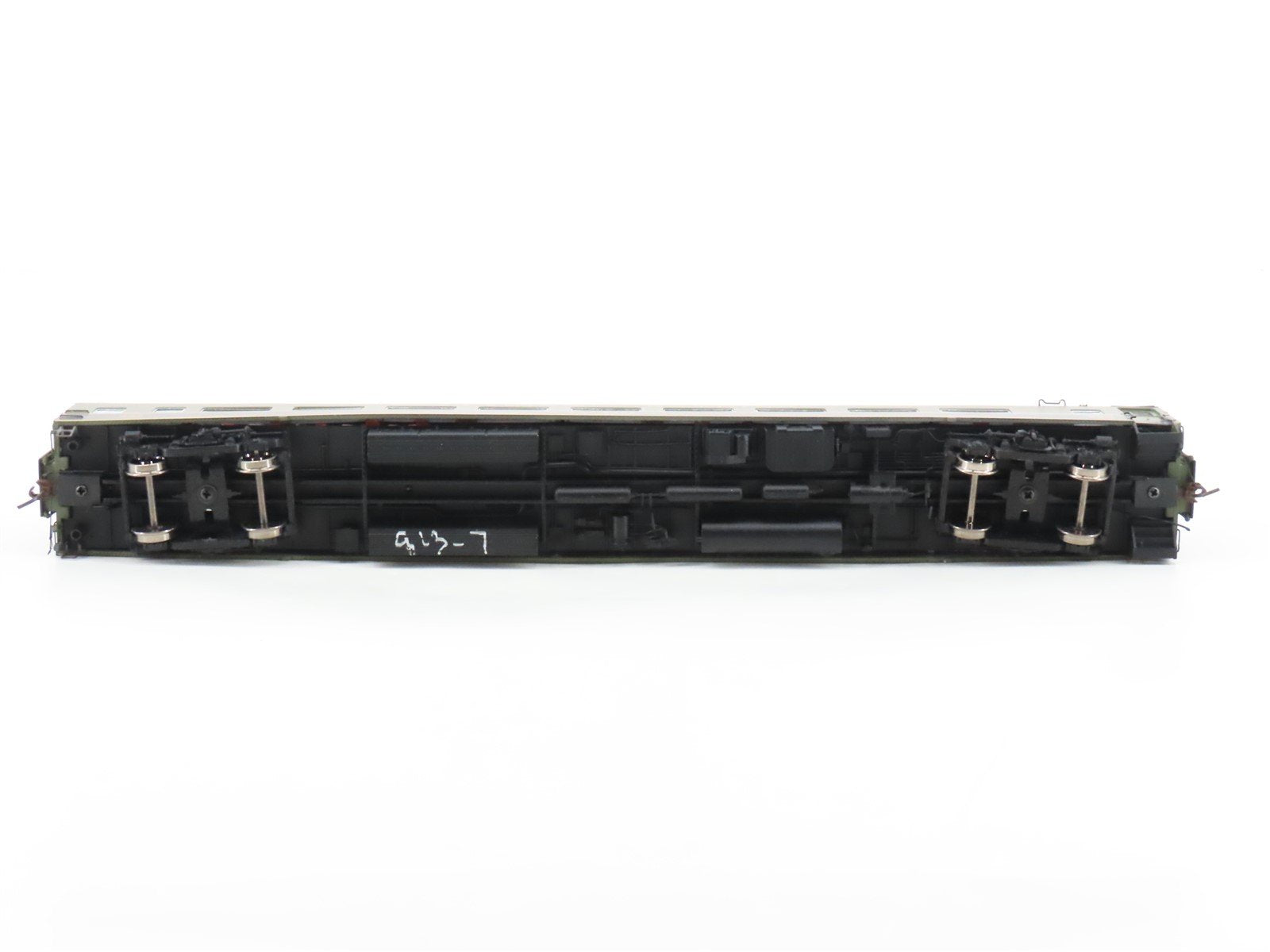 HO Scale Rapido 100012 CN Canadian National Coach Passenger Car #5465