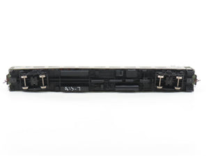 HO Scale Rapido 100012 CN Canadian National Coach Passenger Car #5465