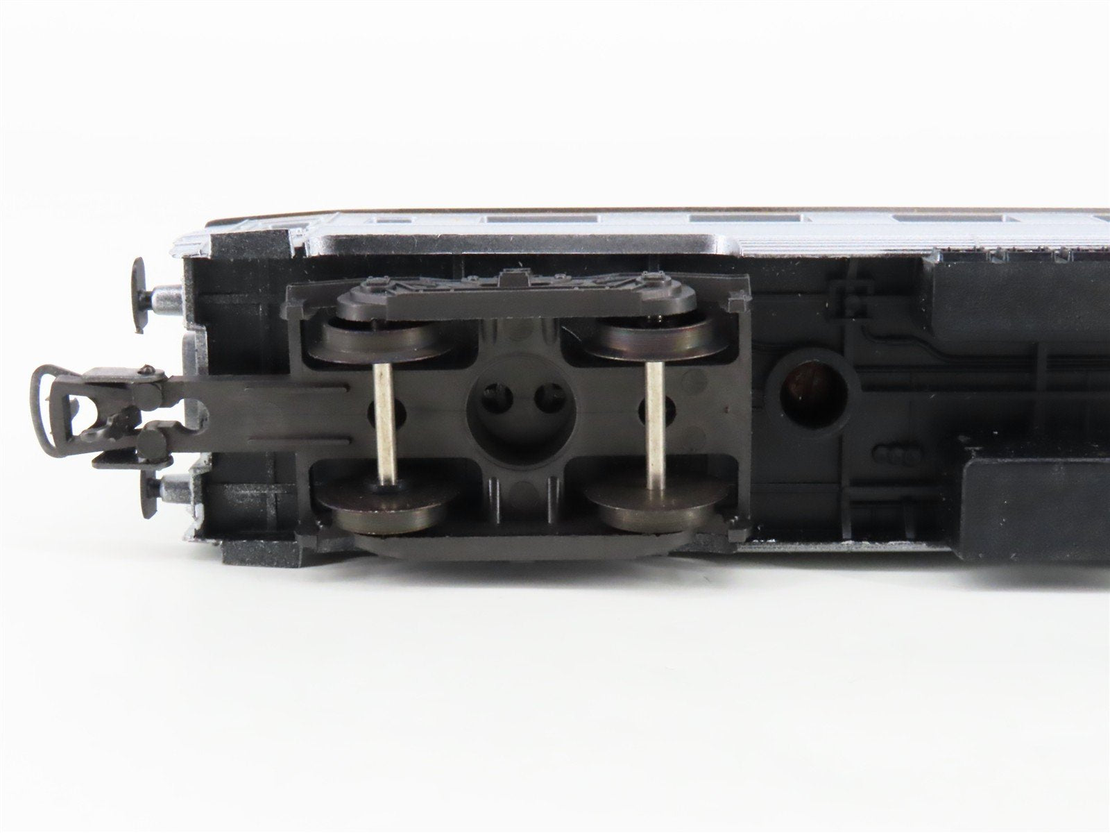 HO Scale Lima 9113 SNCF French National 1st Class Passenger Car #1063