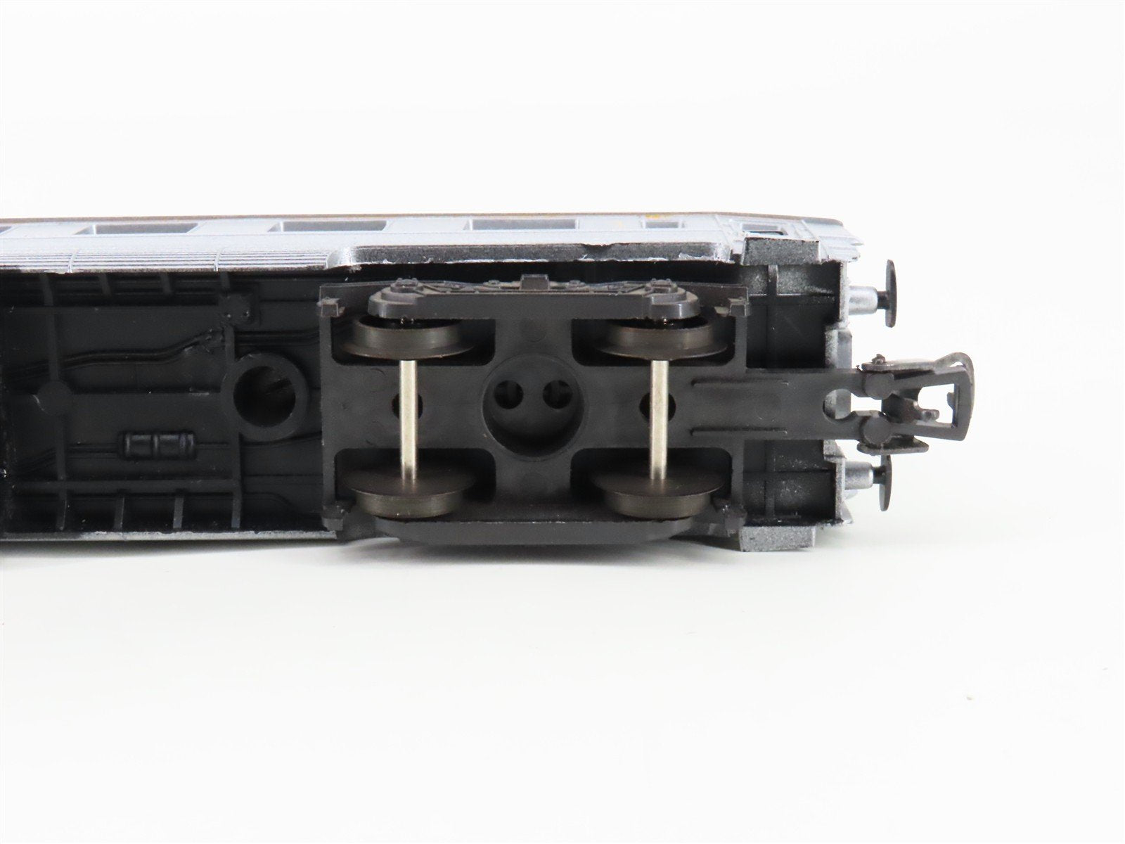 HO Scale Lima 9113 SNCF French National 1st Class Passenger Car #1063