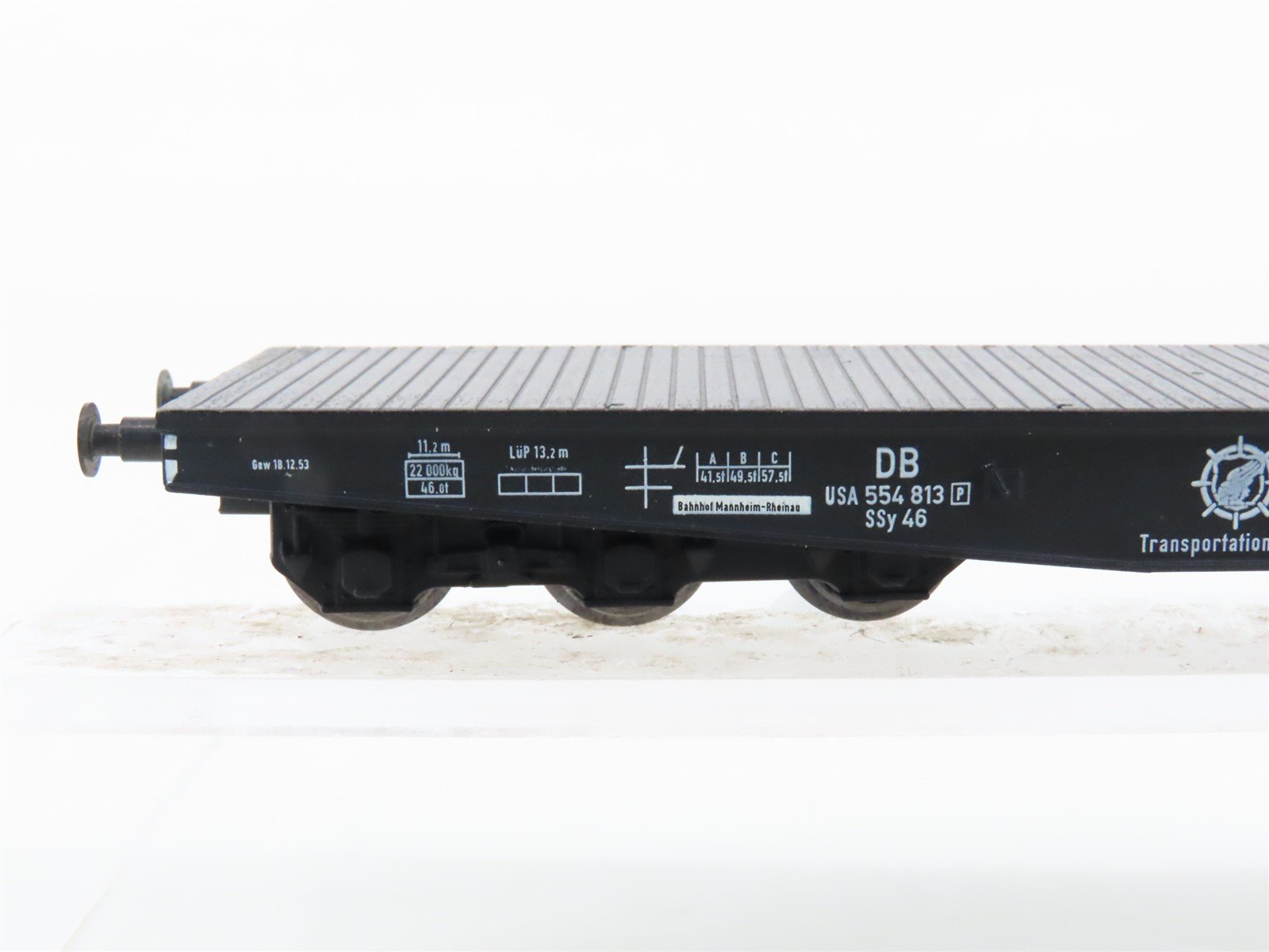 HO Scale Liliput L352000 USTC United States Army Passenger Car w/2 Flat Wagons