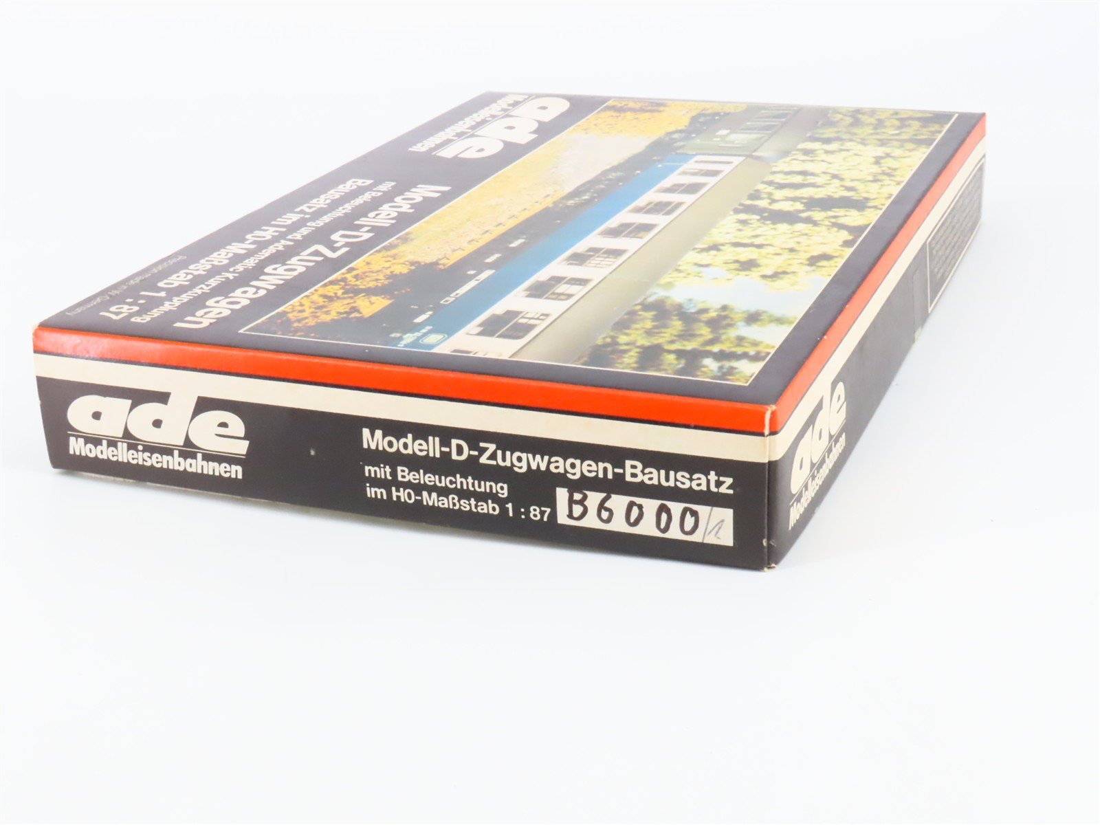 HO Scale Ade B6000h Express Train Passenger Car Kit w/Lights
