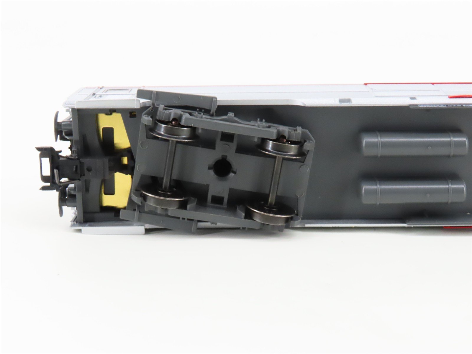 HO Scale Trix 23493 TEE Express PBA Passenger 2-Car Set