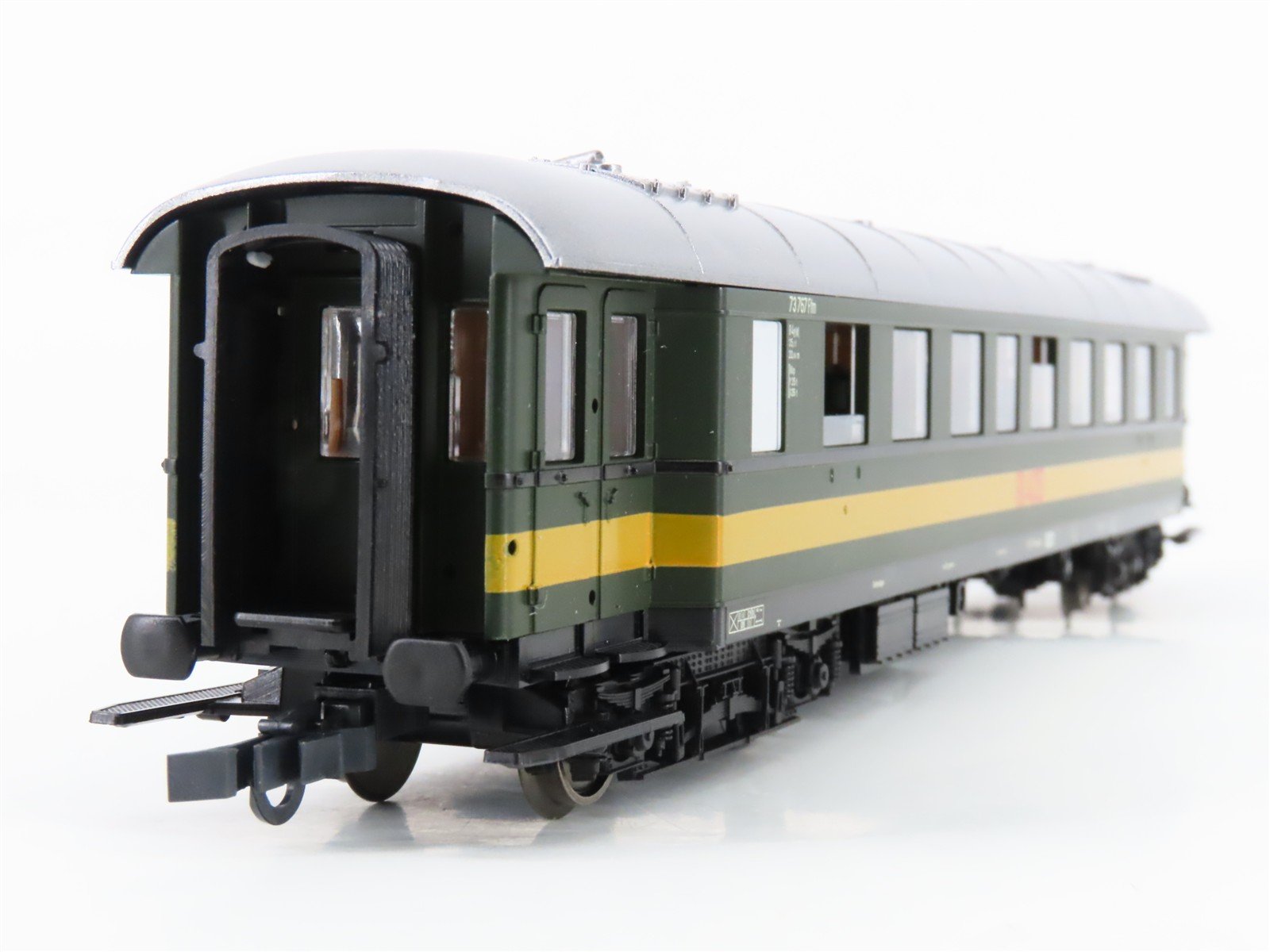 HO Scale Roco 00838 Military Series Kitchen Passenger Car #405