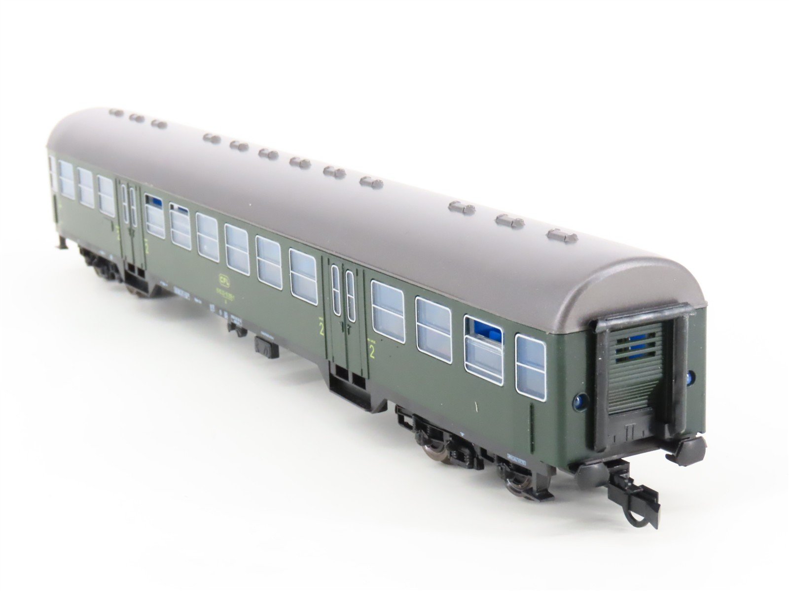 HO Scale Roco 4285 CFL Luxembourg National 2nd Class Coach Passenger Car #359-1