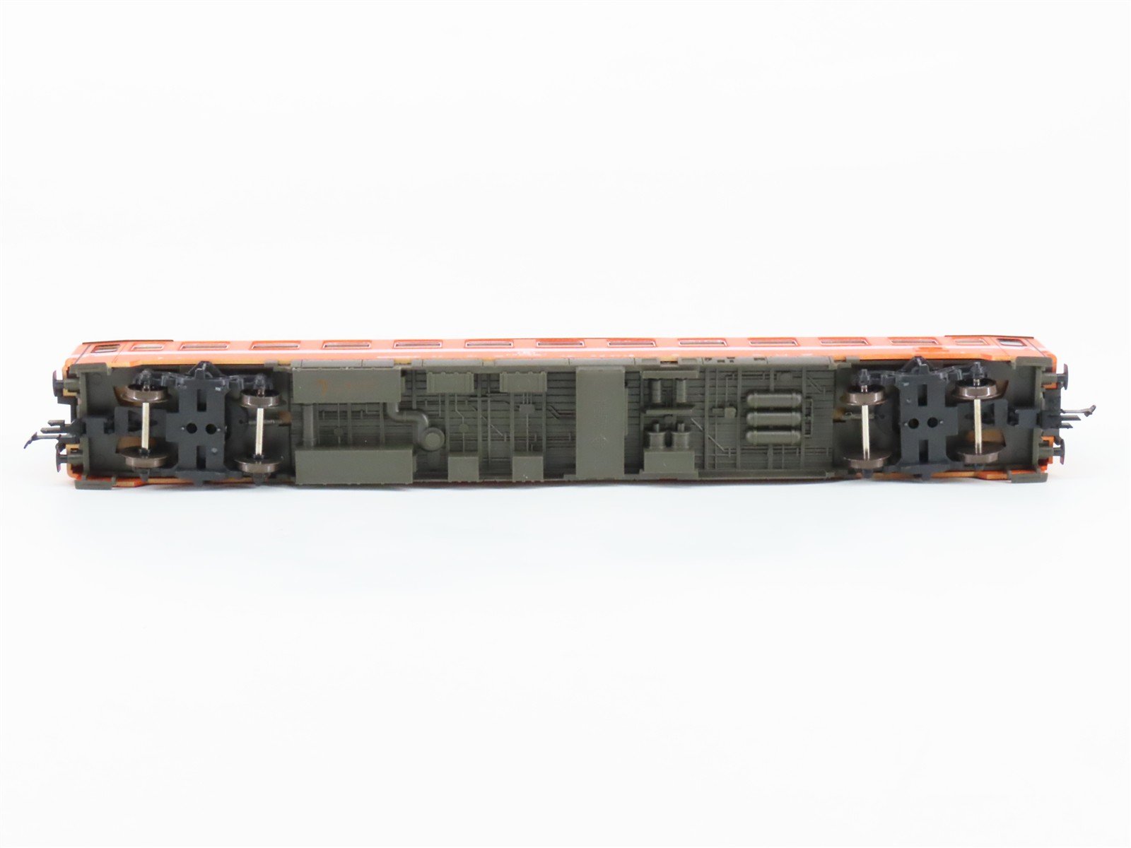HO Scale Roco 4237D SNCB Belgian National 2nd Class Passenger Car #605-7