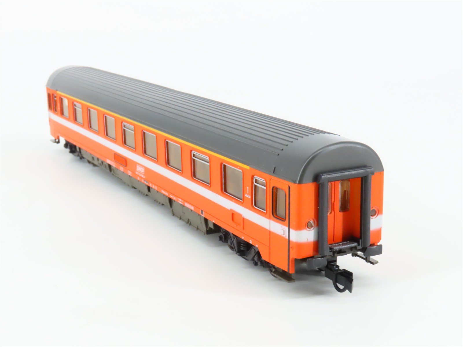HO Scale Roco 4236G SNCF French National 1st Class Passenger Car #906-4