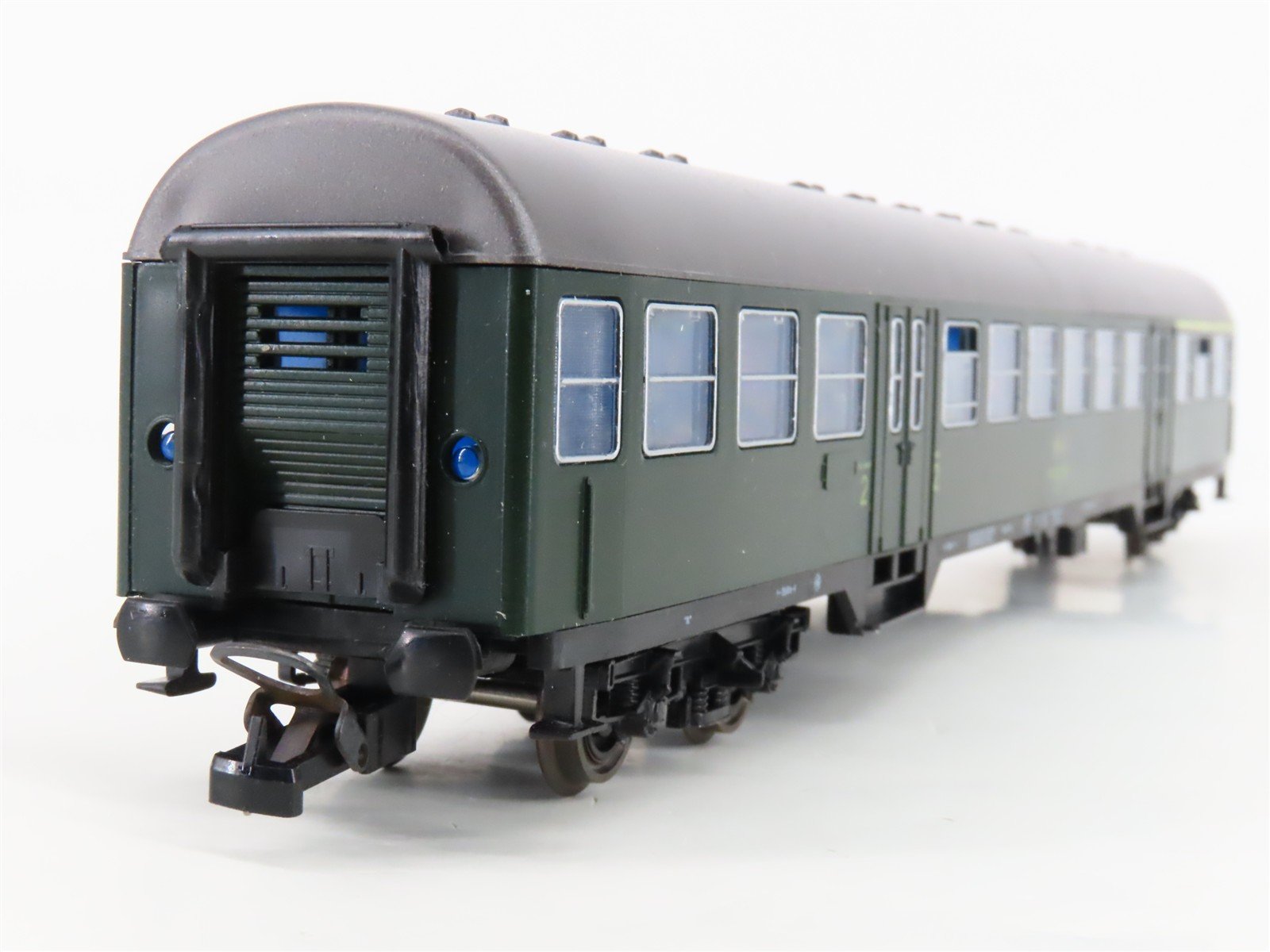 HO Scale Roco 4286 CFL Luxembourg National 1/2 Class Passenger Car #319-3