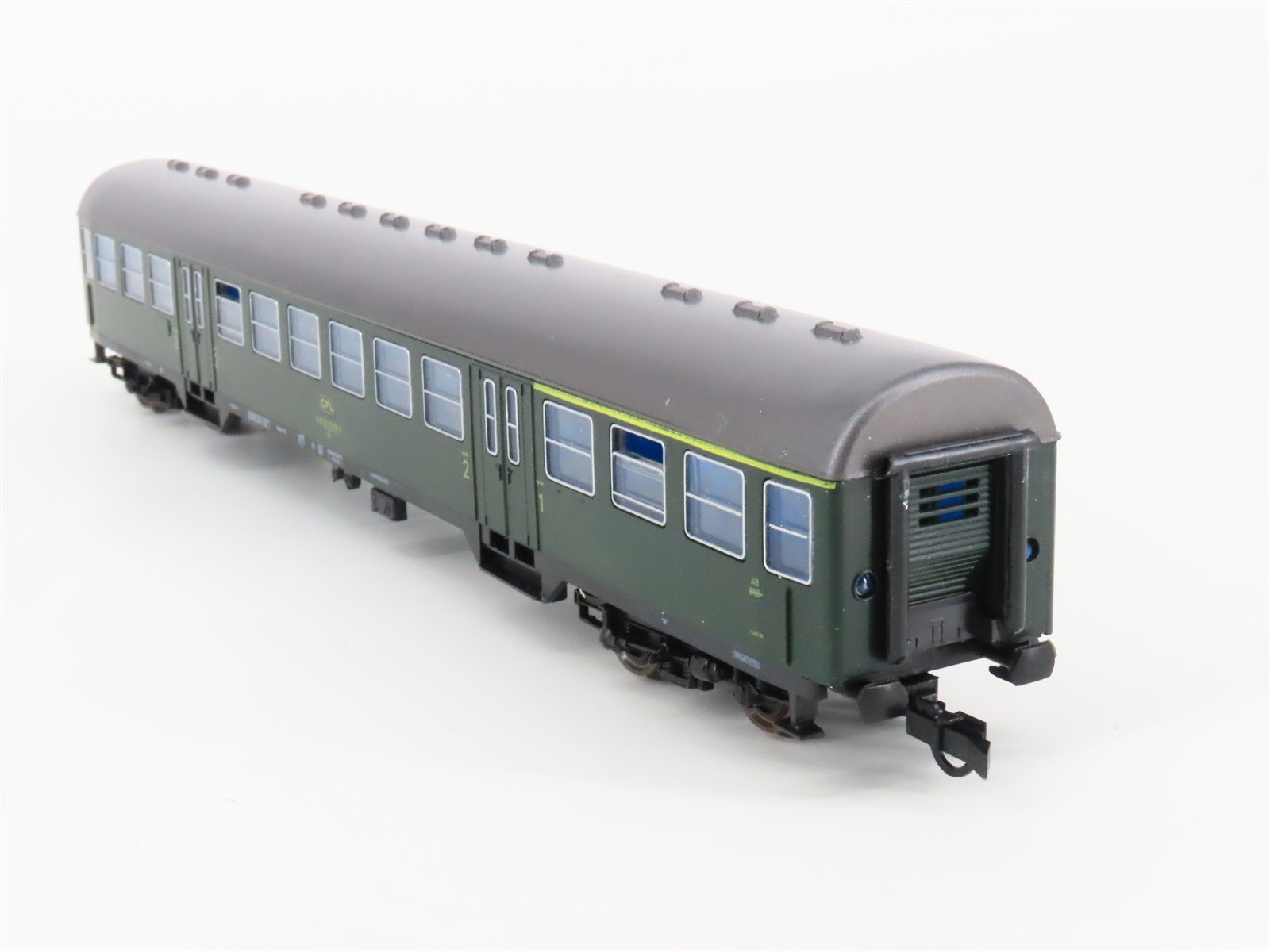 HO Scale Roco 4286 CFL Luxembourg National 1/2 Class Passenger Car #319-3