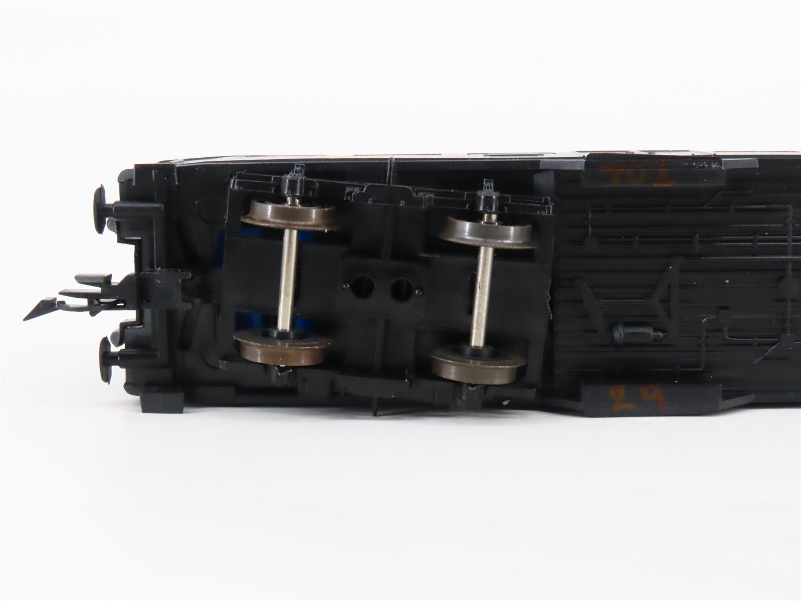 HO Scale Roco 4286 CFL Luxembourg National 1/2 Class Passenger Car #319-3
