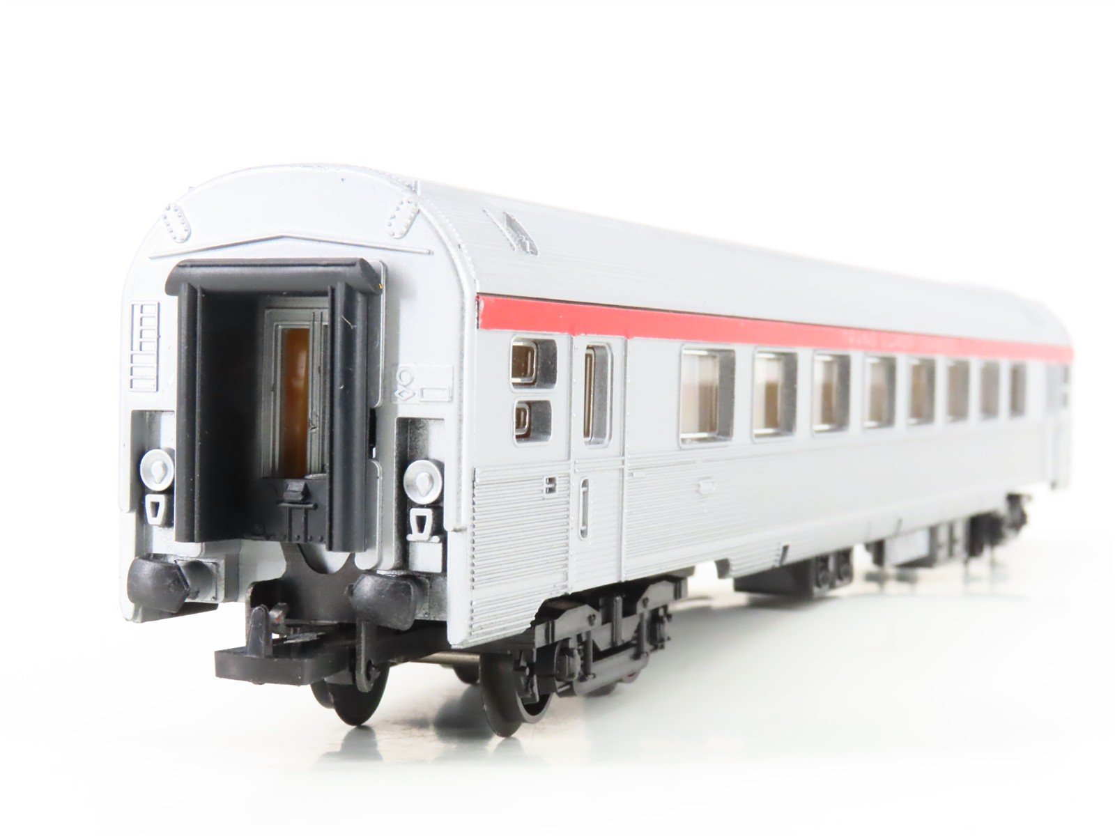 HO Scale Lima 301023 Trans Europ Express Coach Passenger Car