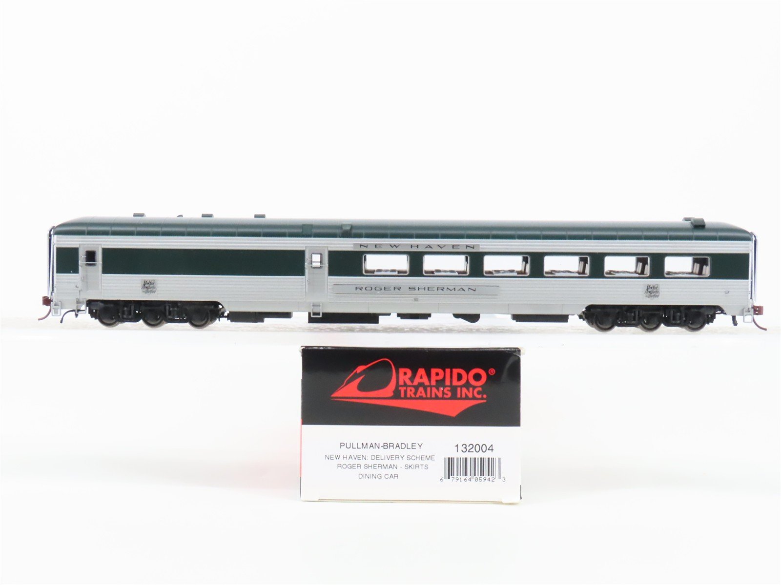 HO Scale Rapido 132004 NH New Haven Pullman Dining Passenger Car 