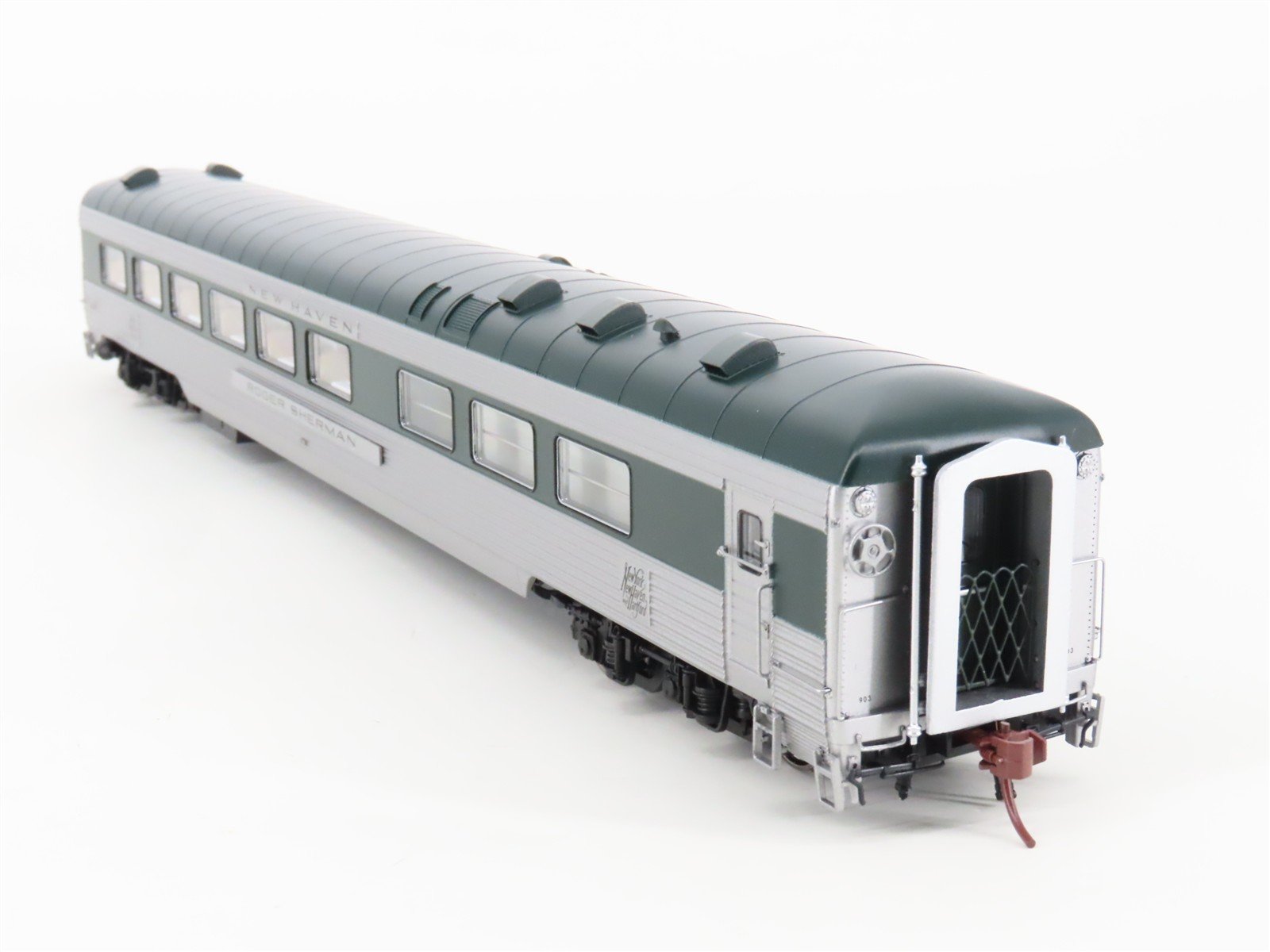 HO Scale Rapido 132004 NH New Haven Pullman Dining Passenger Car 