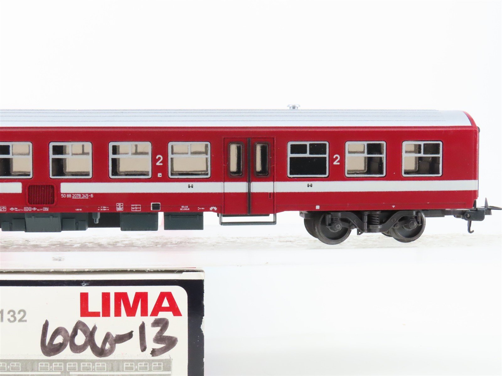 HO Scale Lima 309132 SNCB Belgian National 2nd Class Passenger Car #345-6