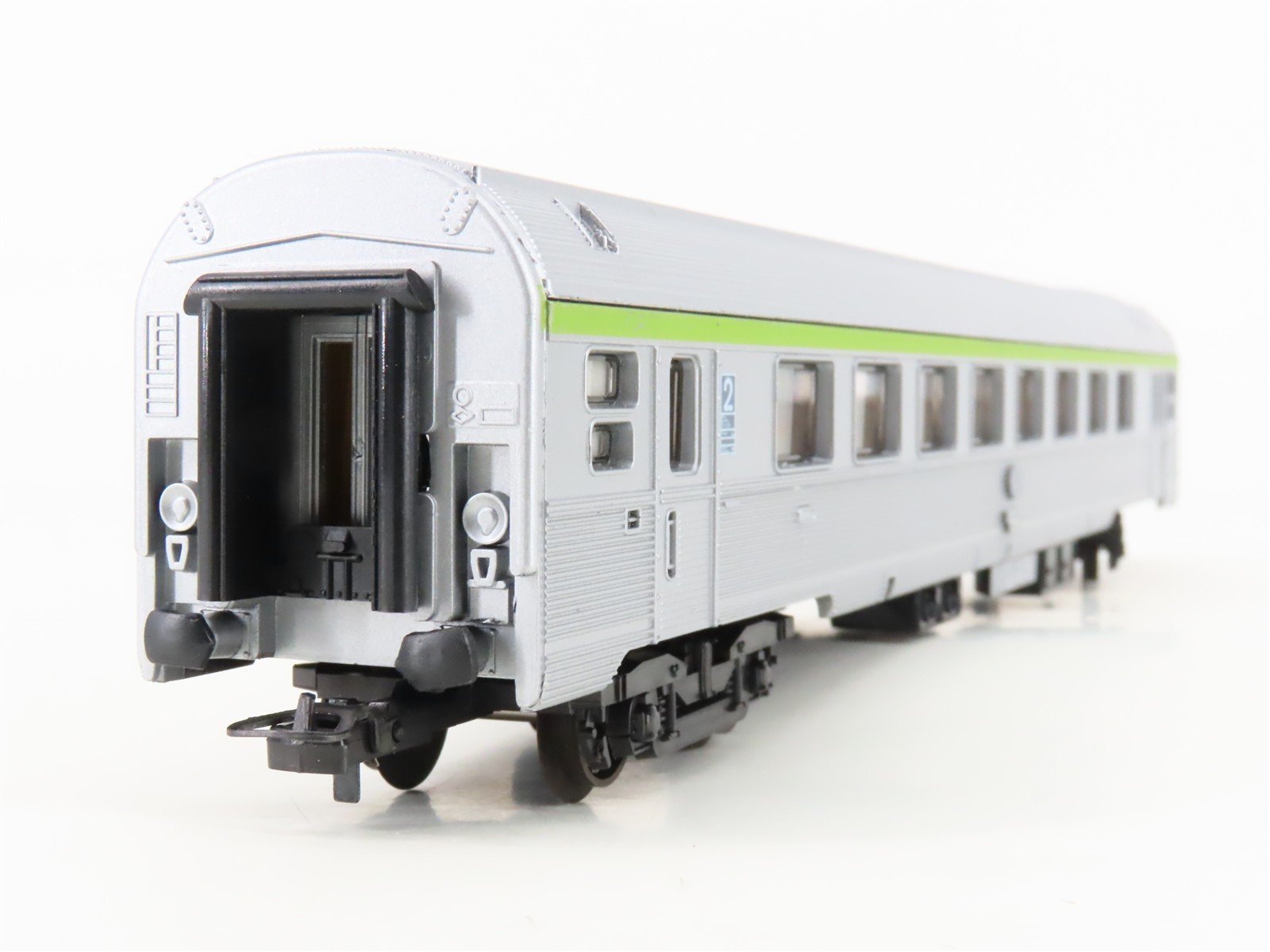 HO Scale Lima 301023 SNCB Belgian National 2nd Class Coach Passenger Car #980-5