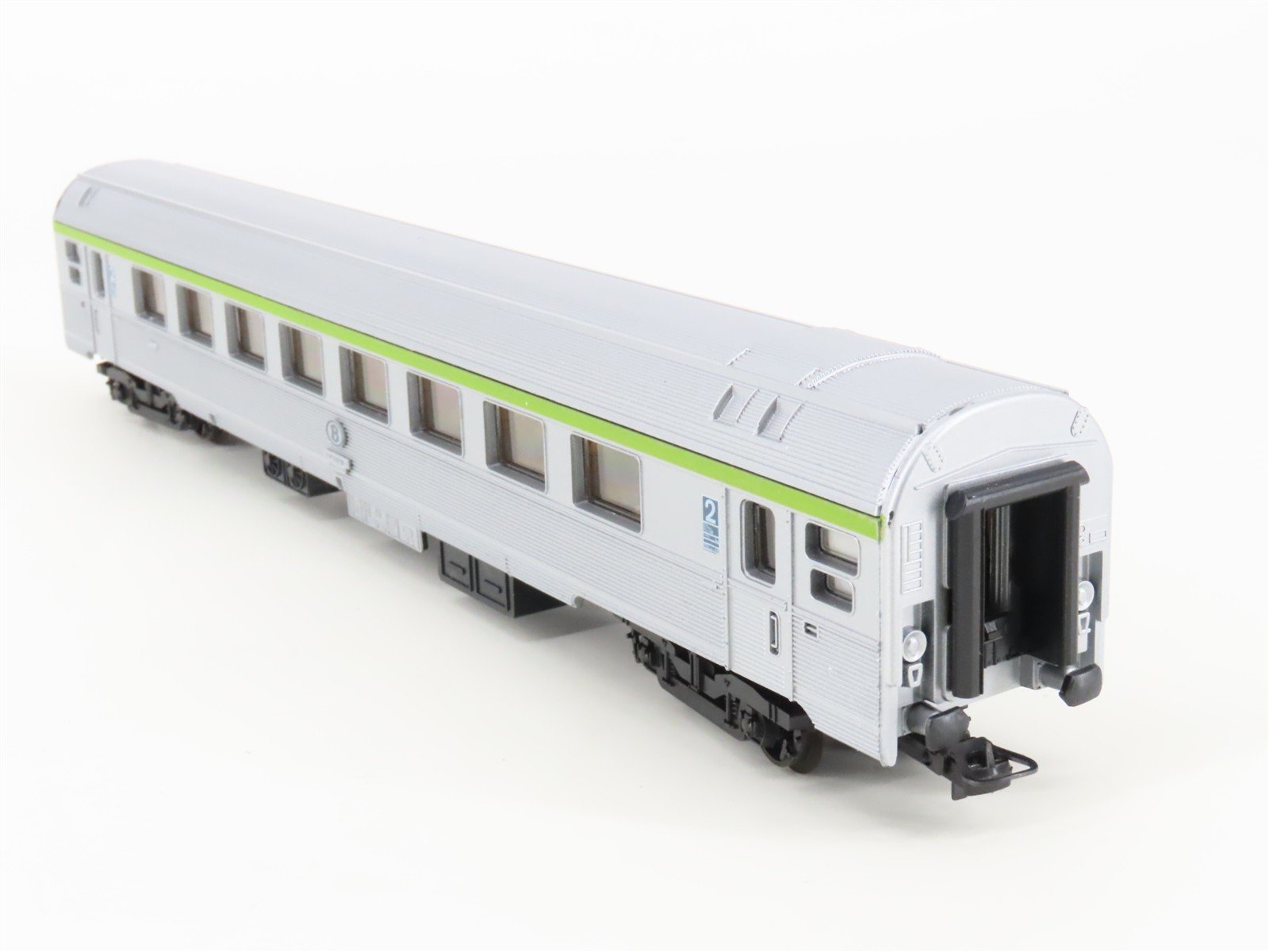 HO Scale Lima 301023 SNCB Belgian National 2nd Class Coach Passenger Car #980-5