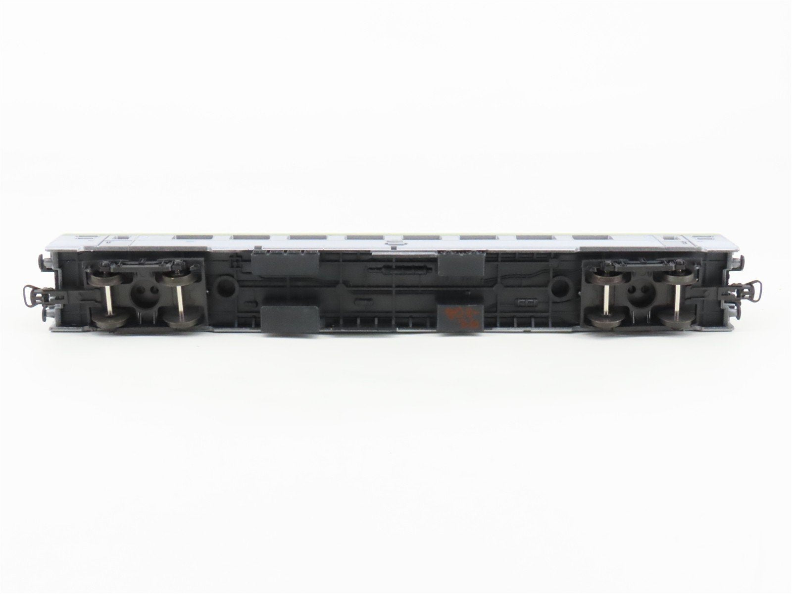 HO Scale Lima 301023 SNCB Belgian National 2nd Class Coach Passenger Car #980-5